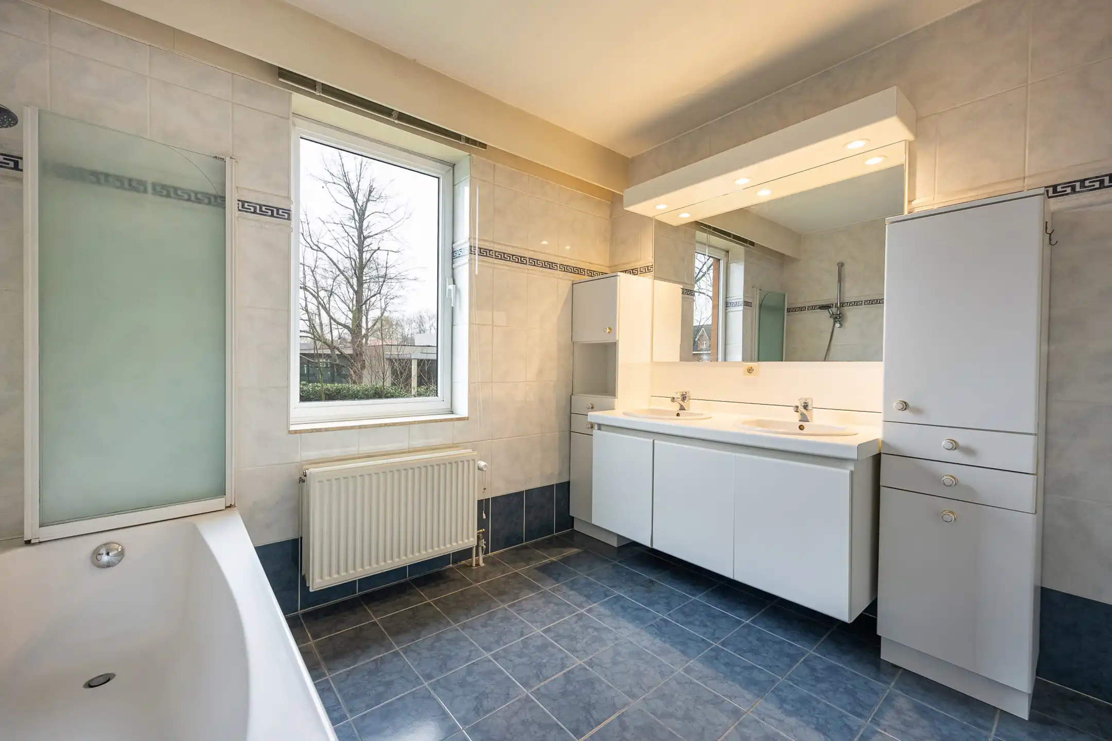 3 slpk app met garagebox op wandelafstand van centrum Beerse foto 11