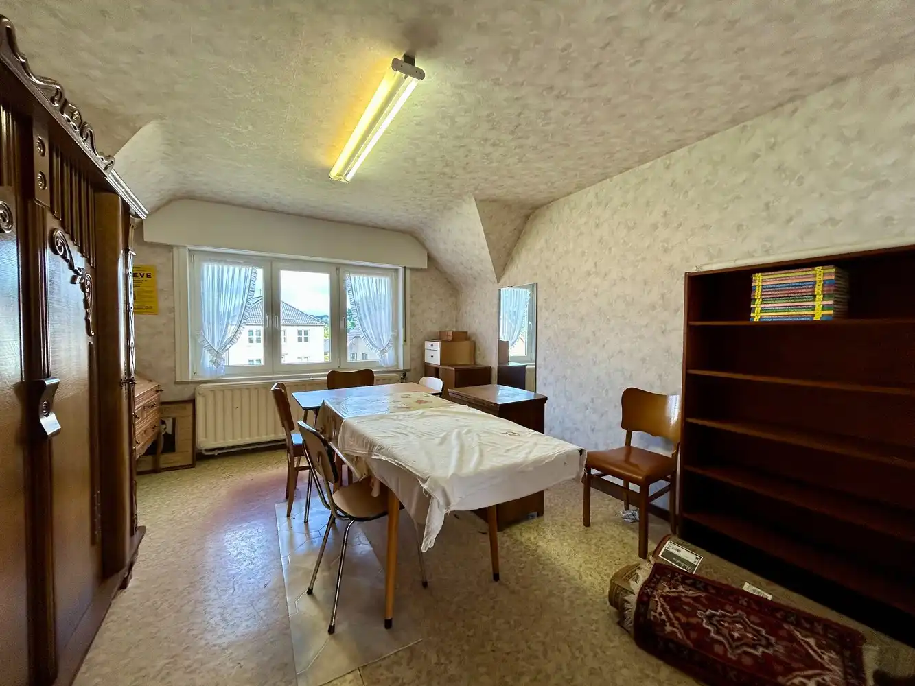 Authentieke woning op uitzonderlijk perceel met weide en groen uitzicht foto 14