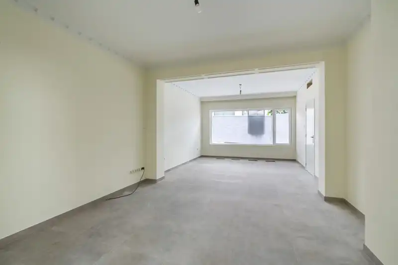Gerenoveerde woning in het centrum van Kortenaken foto 4