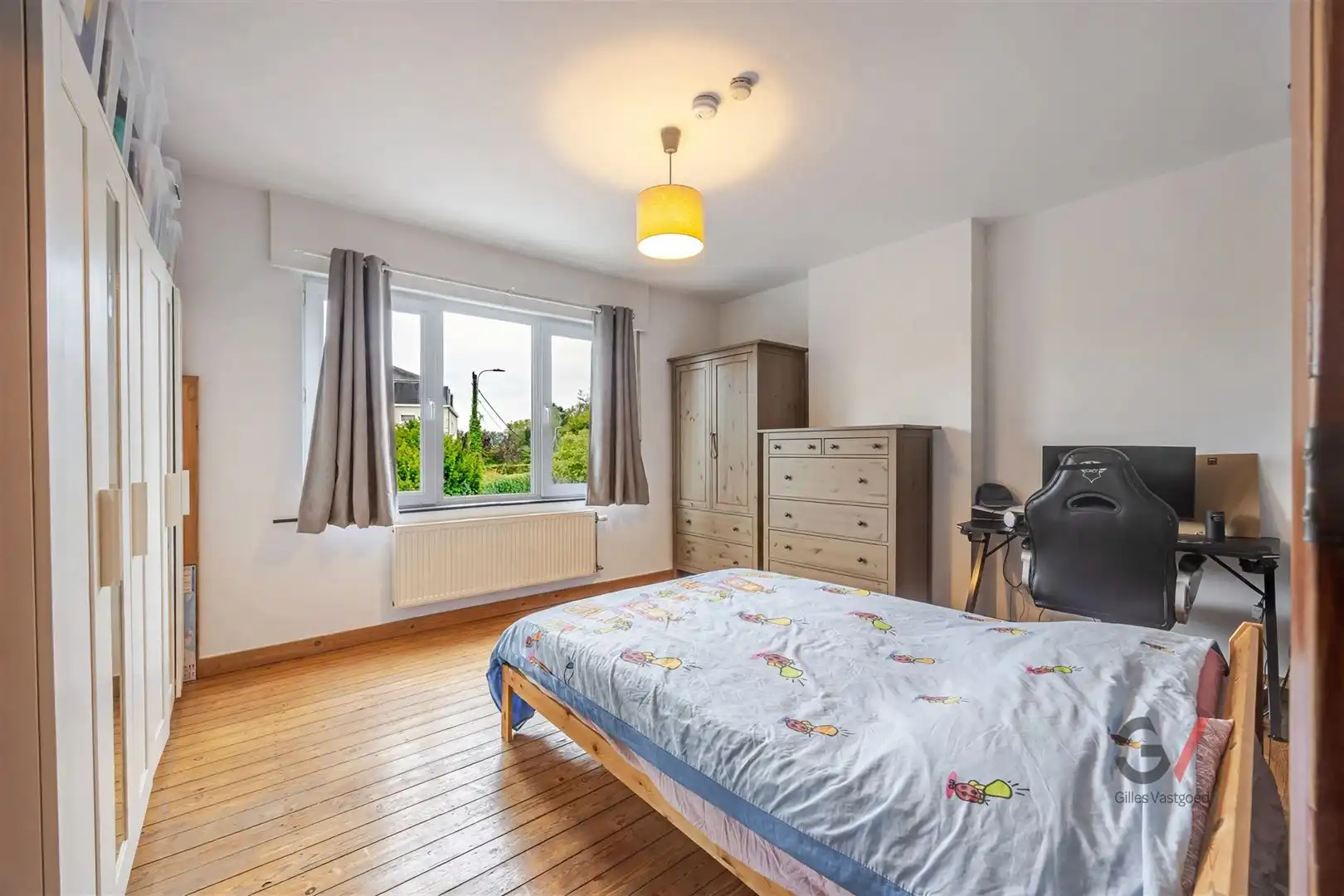 Karaktervolle woning met diepe tuin op een toplocatie foto 5