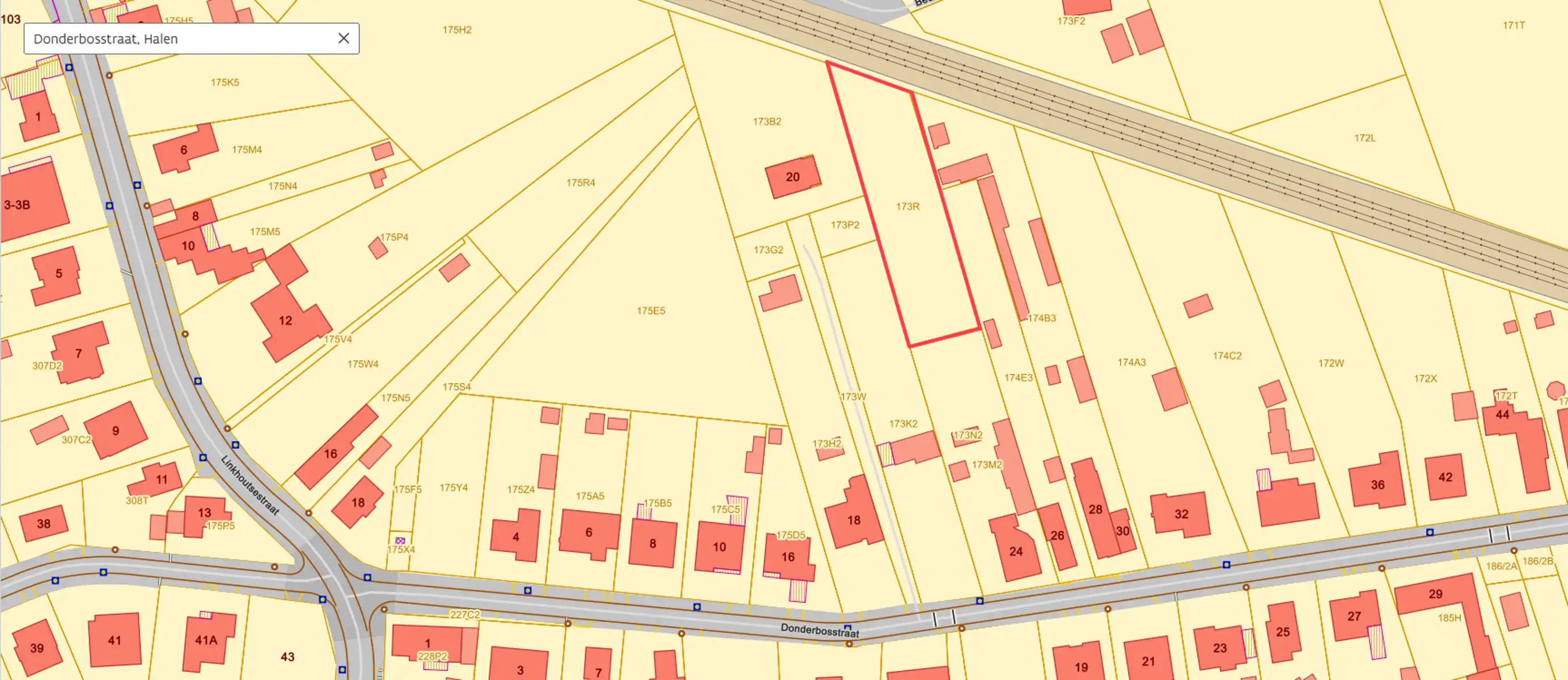 Gunstig gelegen perceel grond in woongebied met opp. 1550m². foto 2