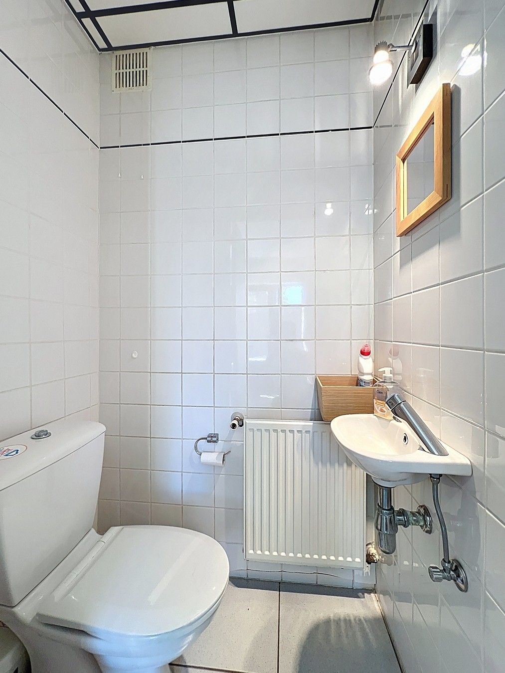 KANTOORGEBOUW (124 m²) met MAGAZIJNEN (630 m²) op zeer goede ligging nabij centrum KORTRIJK ! foto 11