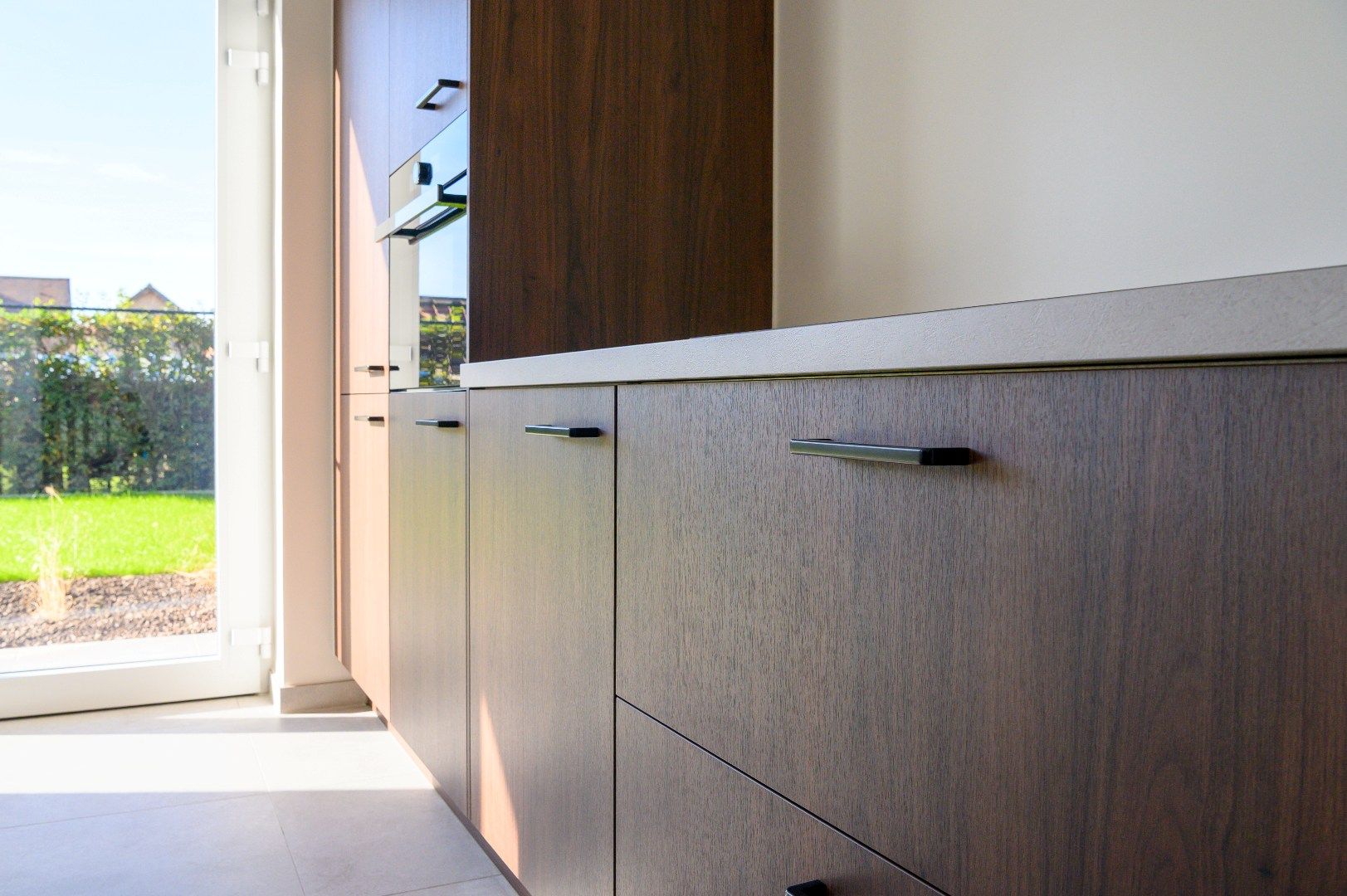 INSTAPKLARE NIEUWBOUWWONING MET 3 SLPKS | GARAGE EN TUIN foto 4