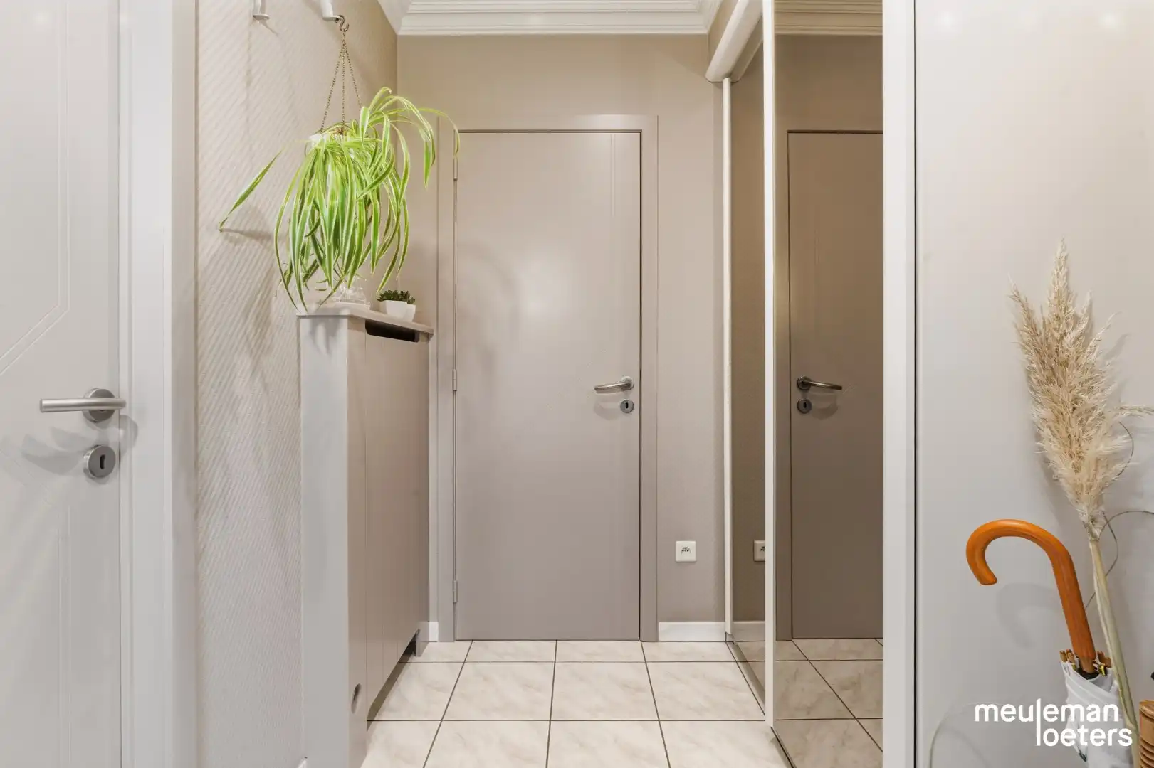 Schitterend gelegen en energiezuinige gelijkvloerse woning met tuin en garage foto 12