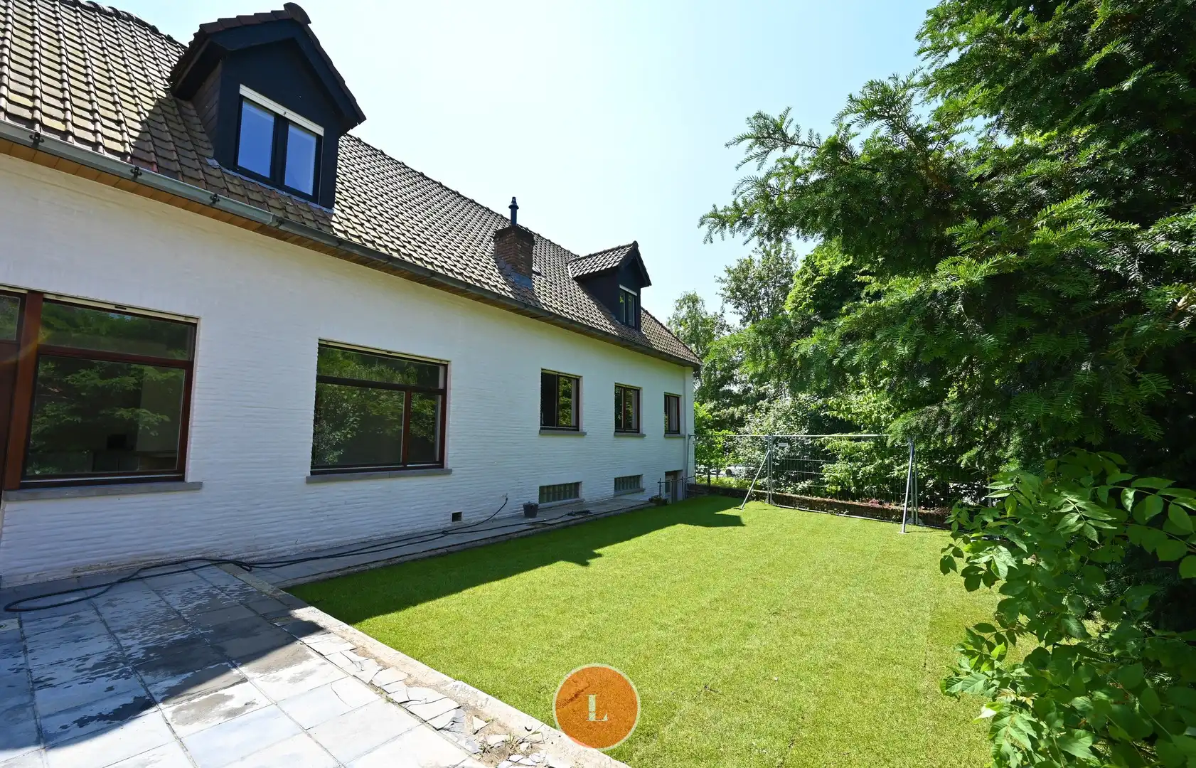 Uniek gelegen gerenoveerde woning te koop in het centrum van Menen.&nbsp; foto 24