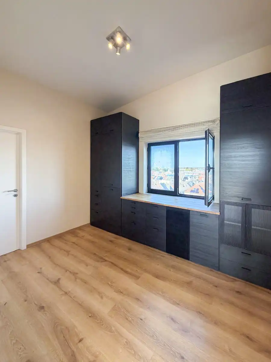 Ruime penthouse met riant zonneterras foto 18