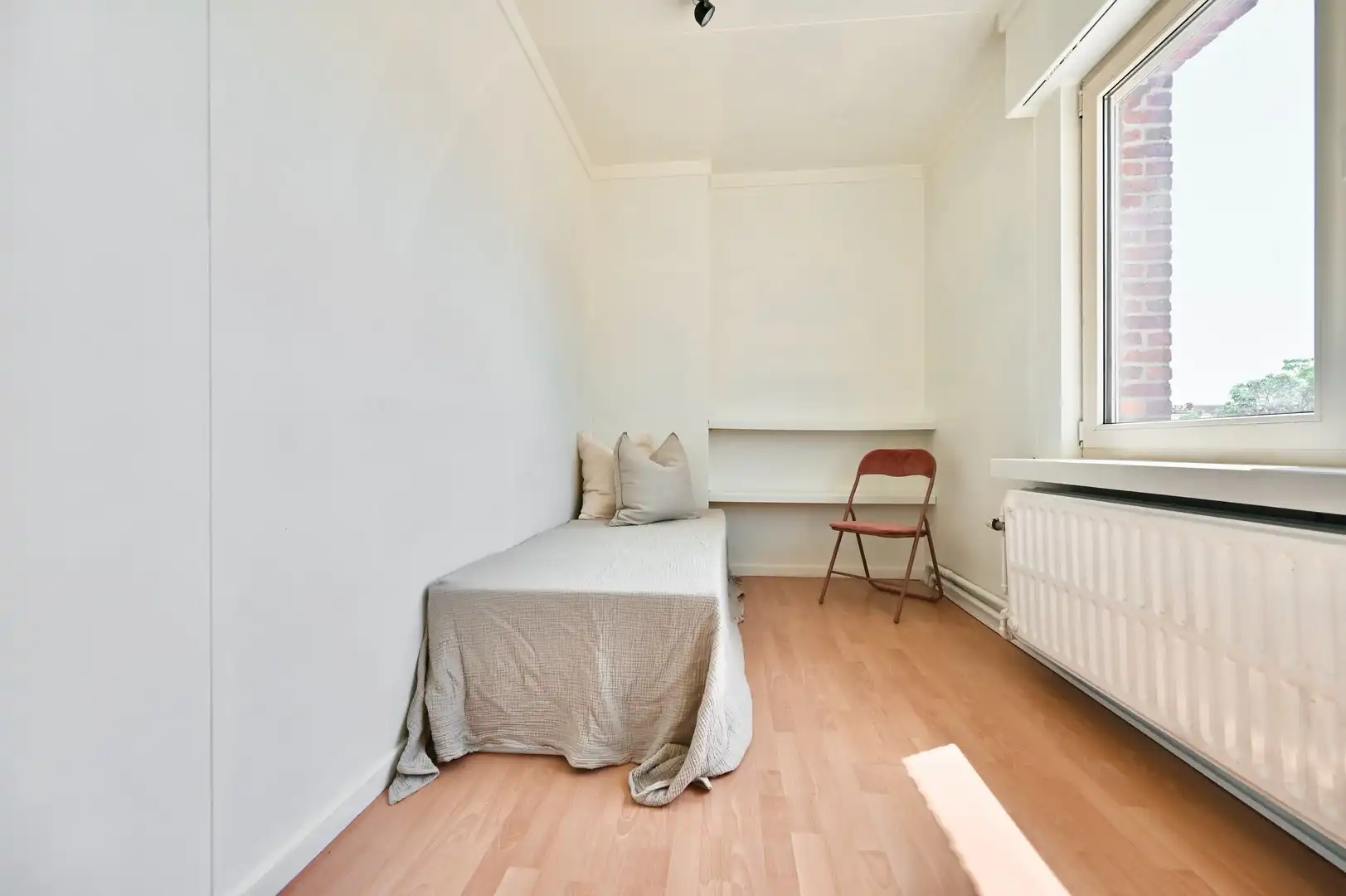 Gezellige 4-slaapkamerwoning met tuin & zwembad foto 25