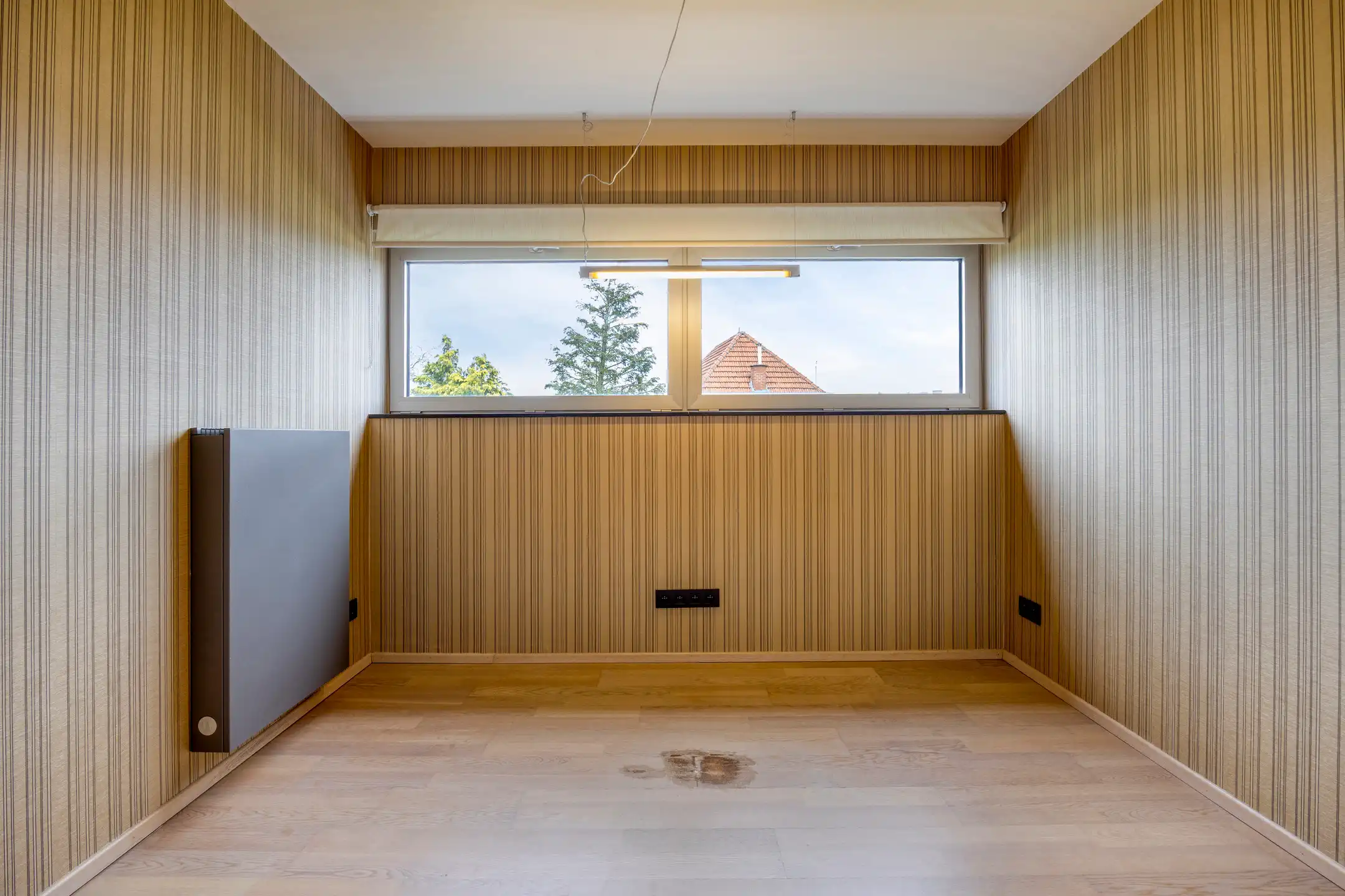 Moderne halfopenbebouwing op een rustige centrale locatie foto 14