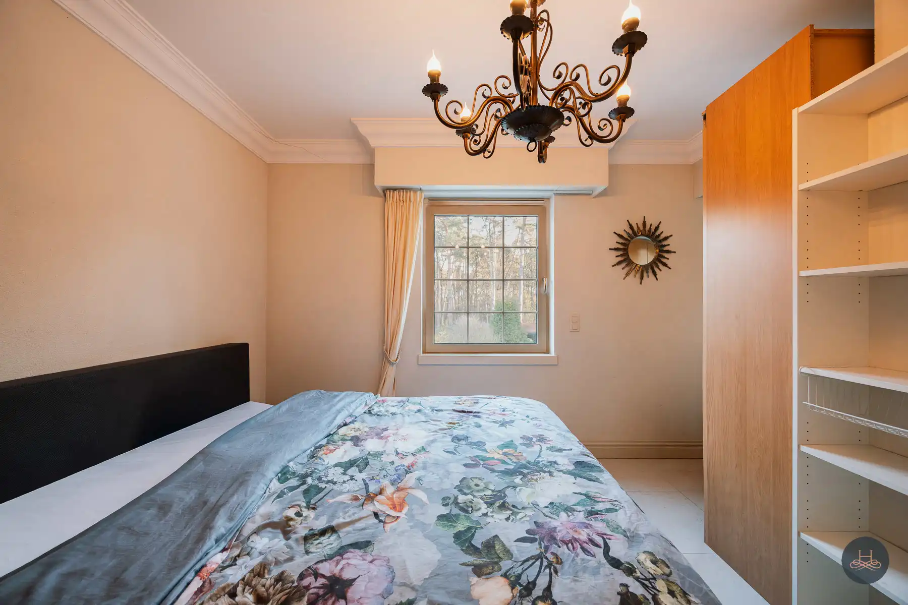 Riante villa op toplocatie in het groen met privé-bos foto 32