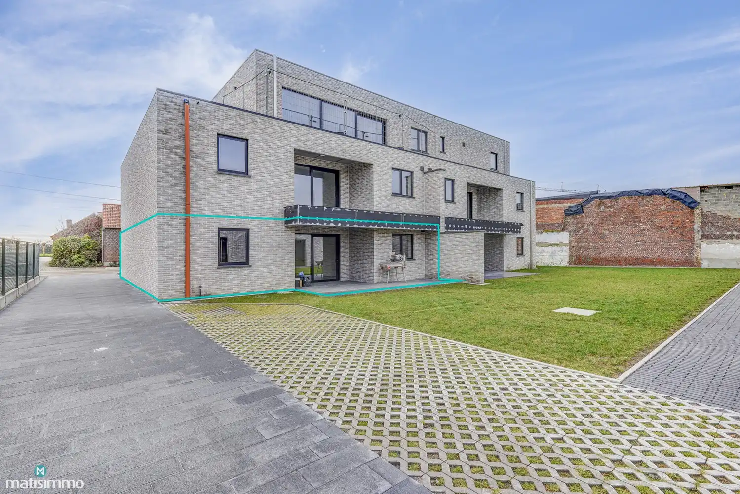 RUIM NIEUWBOUW APPARTEMENT MET 2 SLAAPKAMERS, TERRAS, GARAGE, AUTOSTAANPLAATS EN KELDERBERGING TE BEVERST foto 22