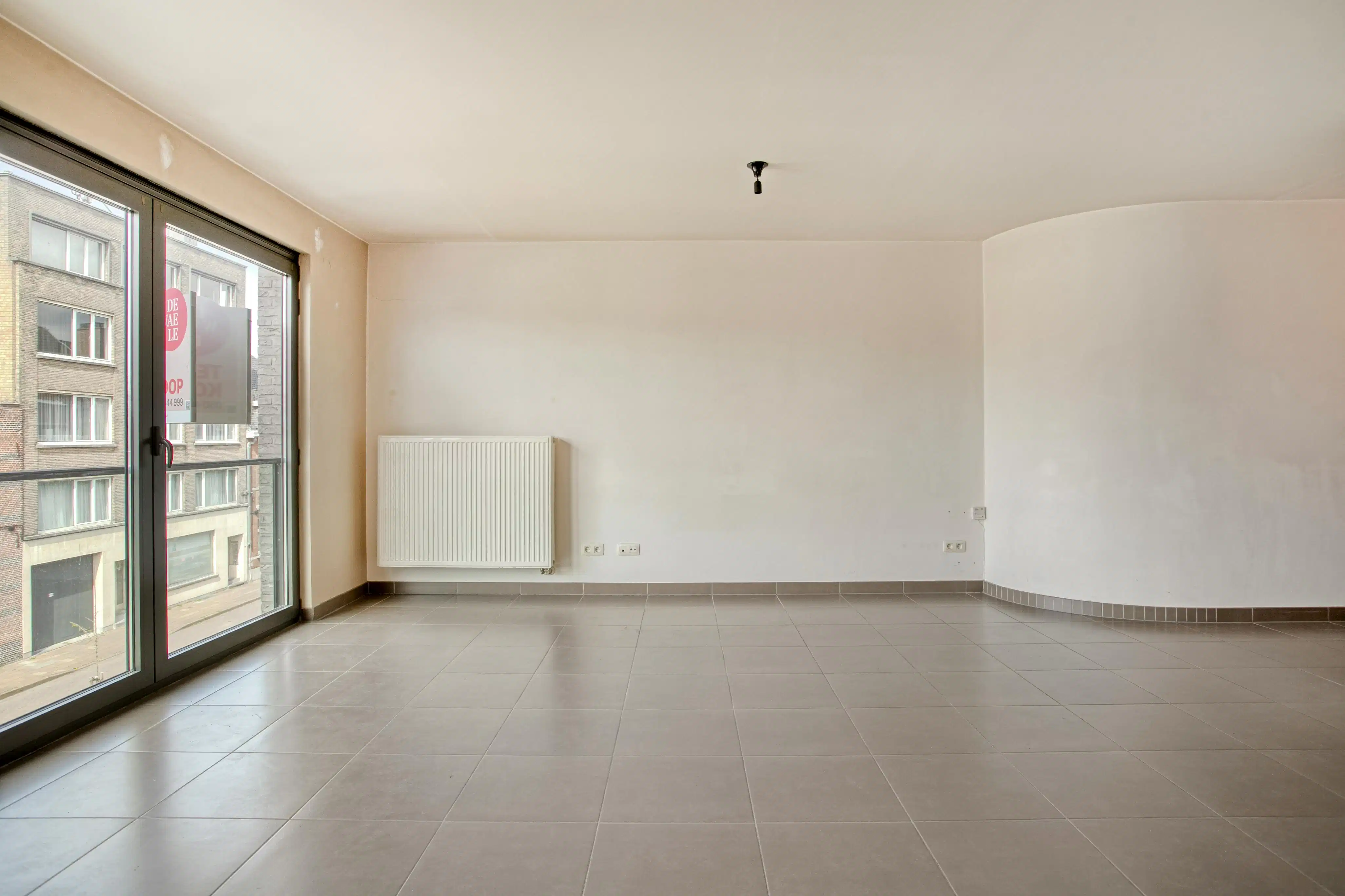 Appartement te koop met 2 slaapkamers te Sint-Andries foto 2