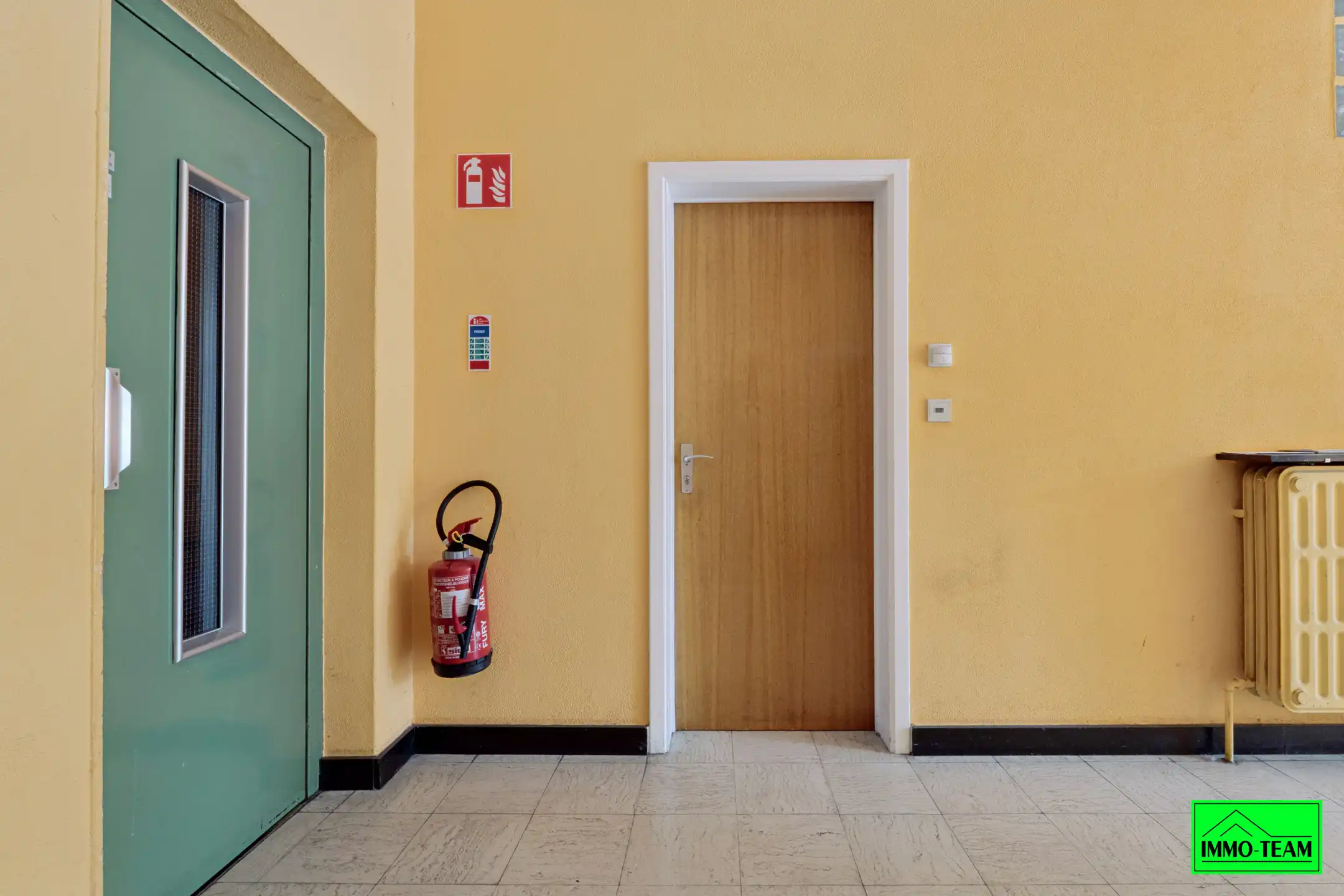 Gelijkvloerse studio foto 15