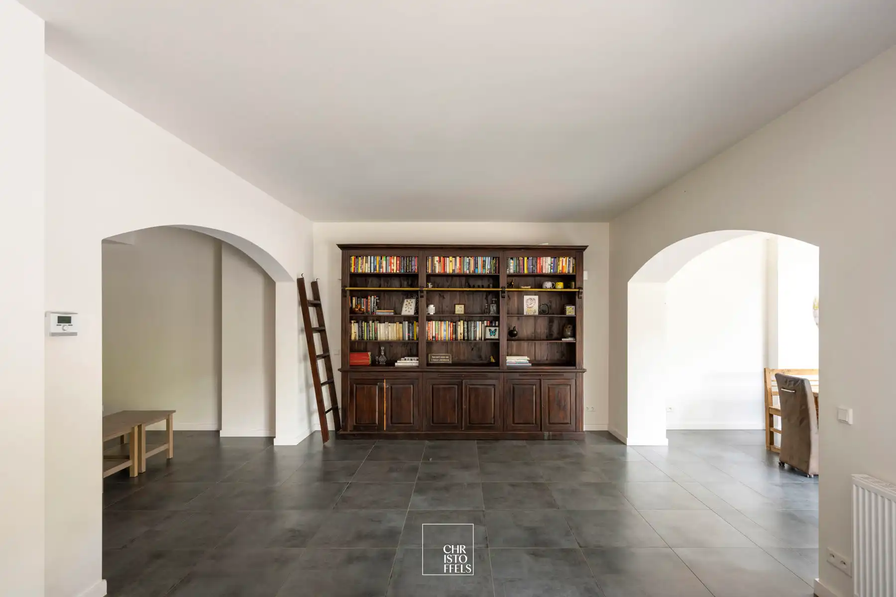 Veelzijdige woning (406 m²) met riante tuin (2510m²) op toplocatie! foto 9