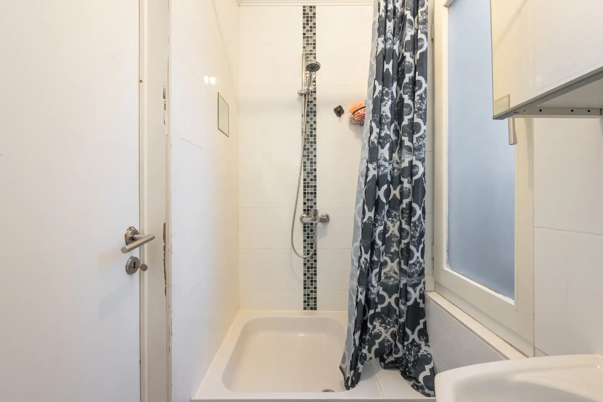 Vergund appartementsgebouw met 3 appartementen met 2 slpk's foto 6