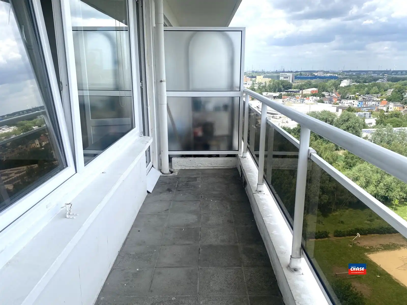 Studio met terras foto 6