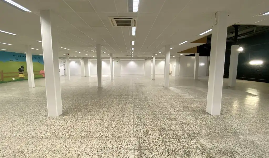 Handelspand te huur op zichtlocatie vlakbij station Oudenaarde foto 5