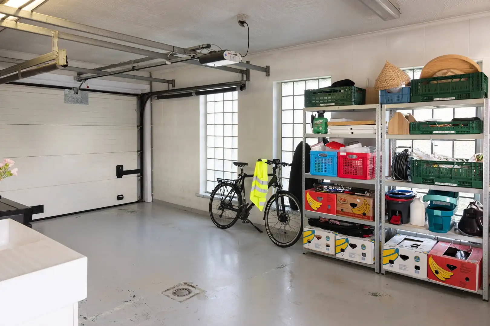 Klassevolle gelijkvloerse villa gelegen op Hoog Kortrijk. foto 14