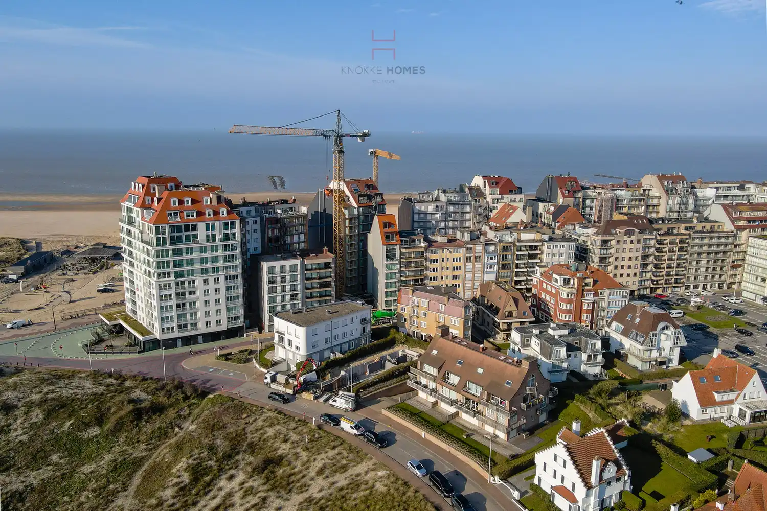 Prachtig nieuwbouwappartement met zonnig terras in Duinbergen foto {{pictureIndex}}