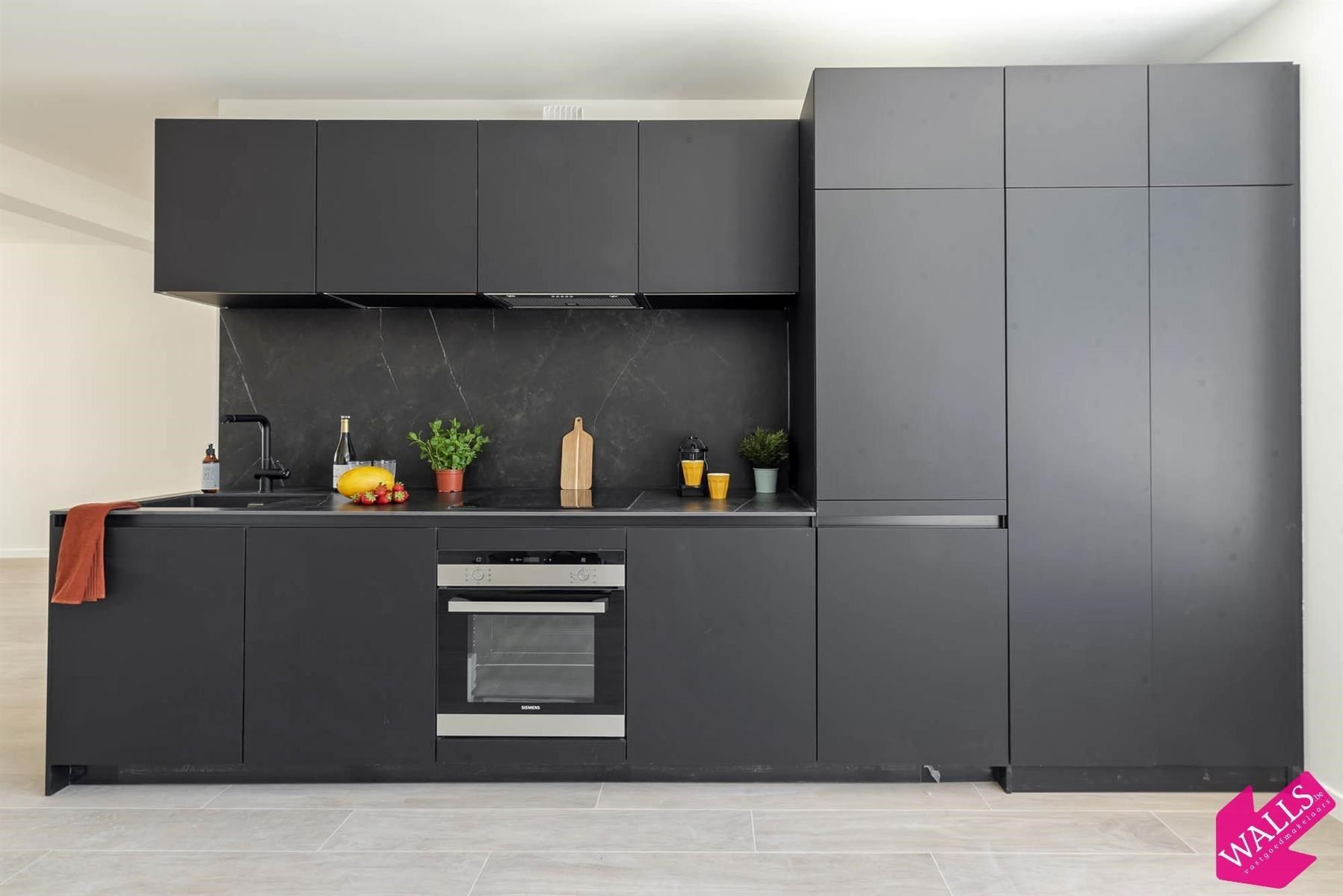 Luxueus gerenoveerd appartement op topligging foto 4