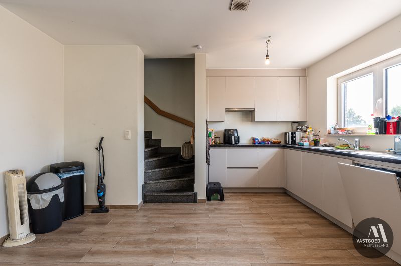 Recente eigendom met de voordelen van een huis en een appartement! foto 7