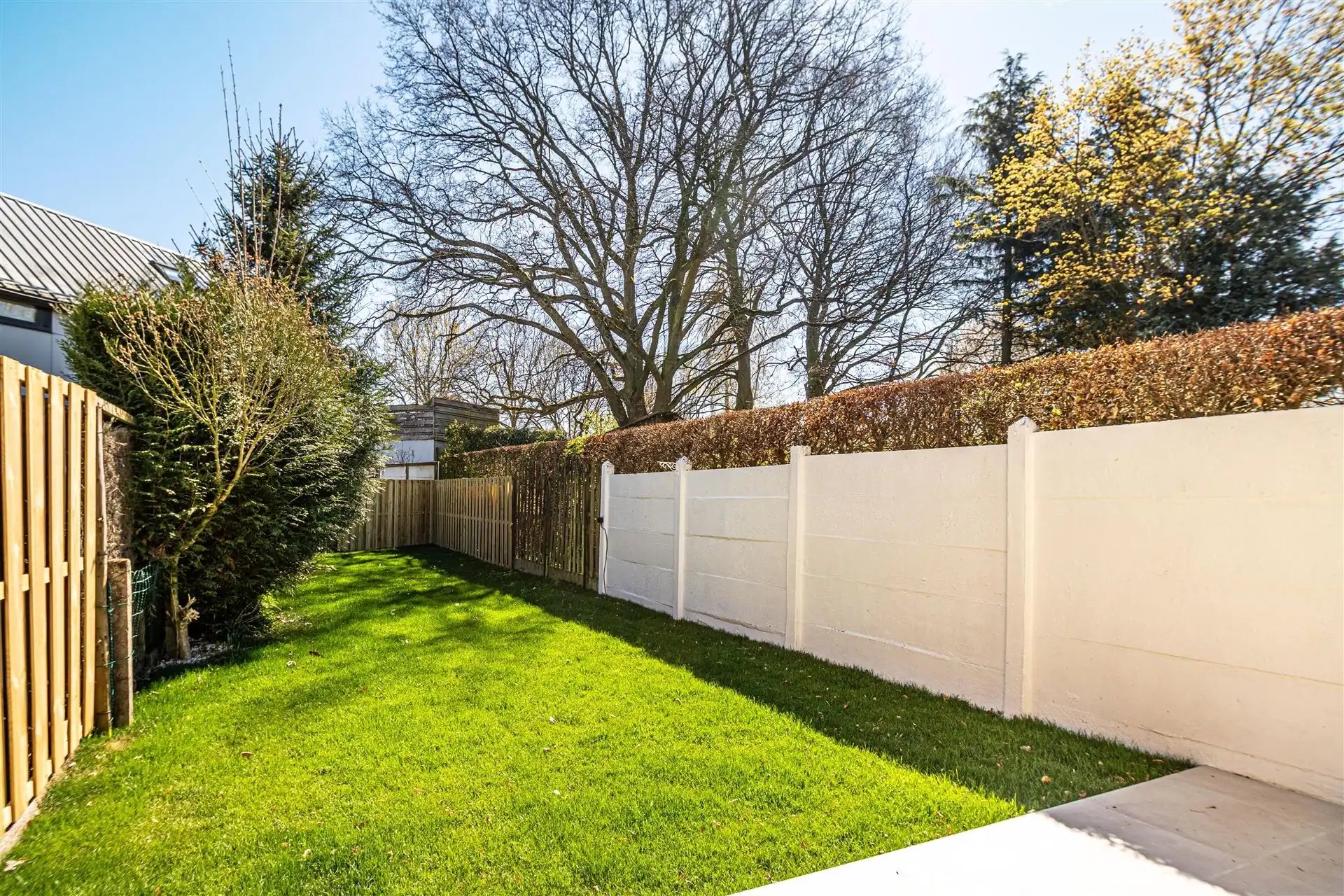 Stijlvol gerenoveerde woning met ZO-tuin in Hove foto 28