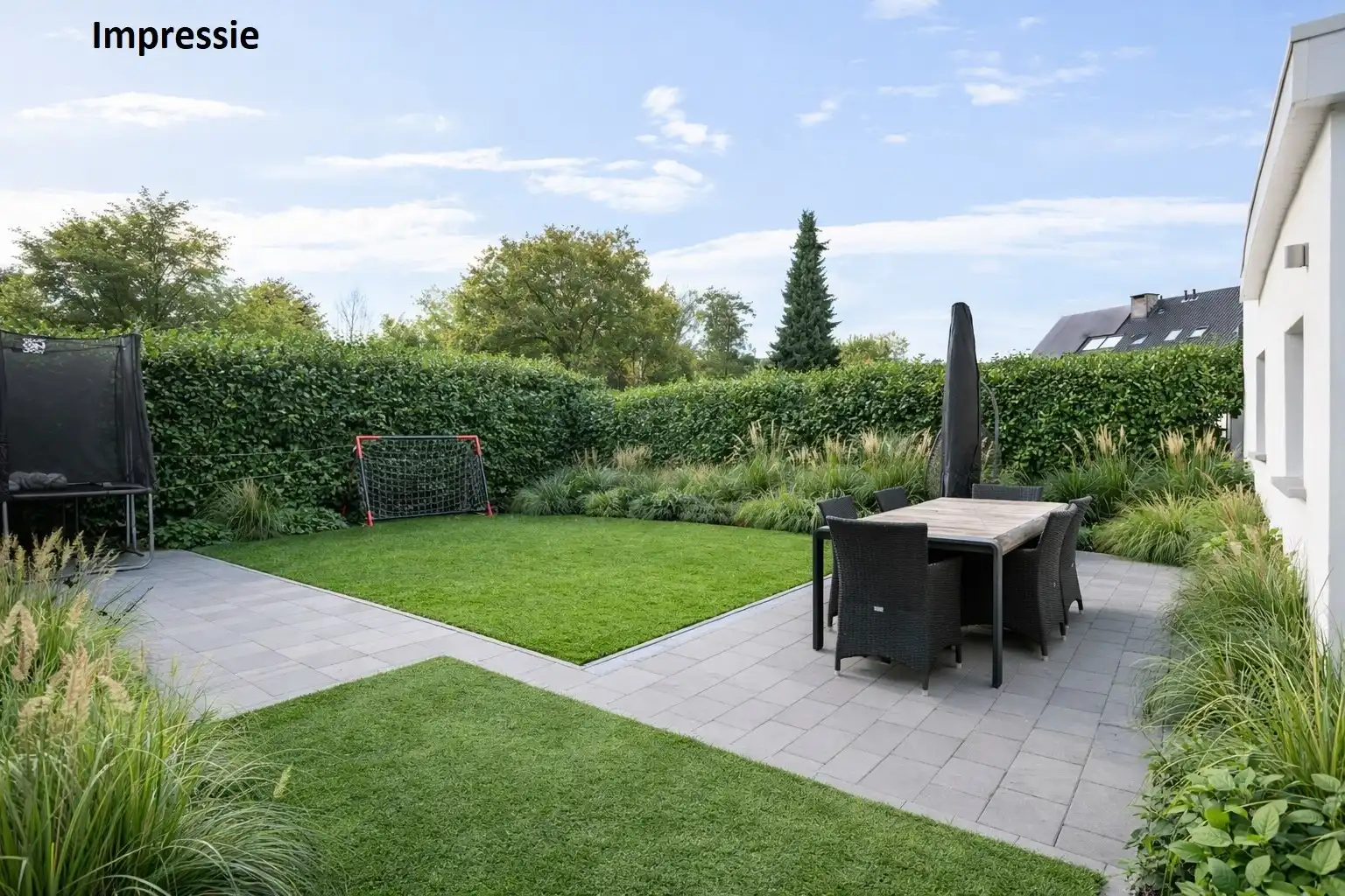 Ruime woning op toplocatie foto 30