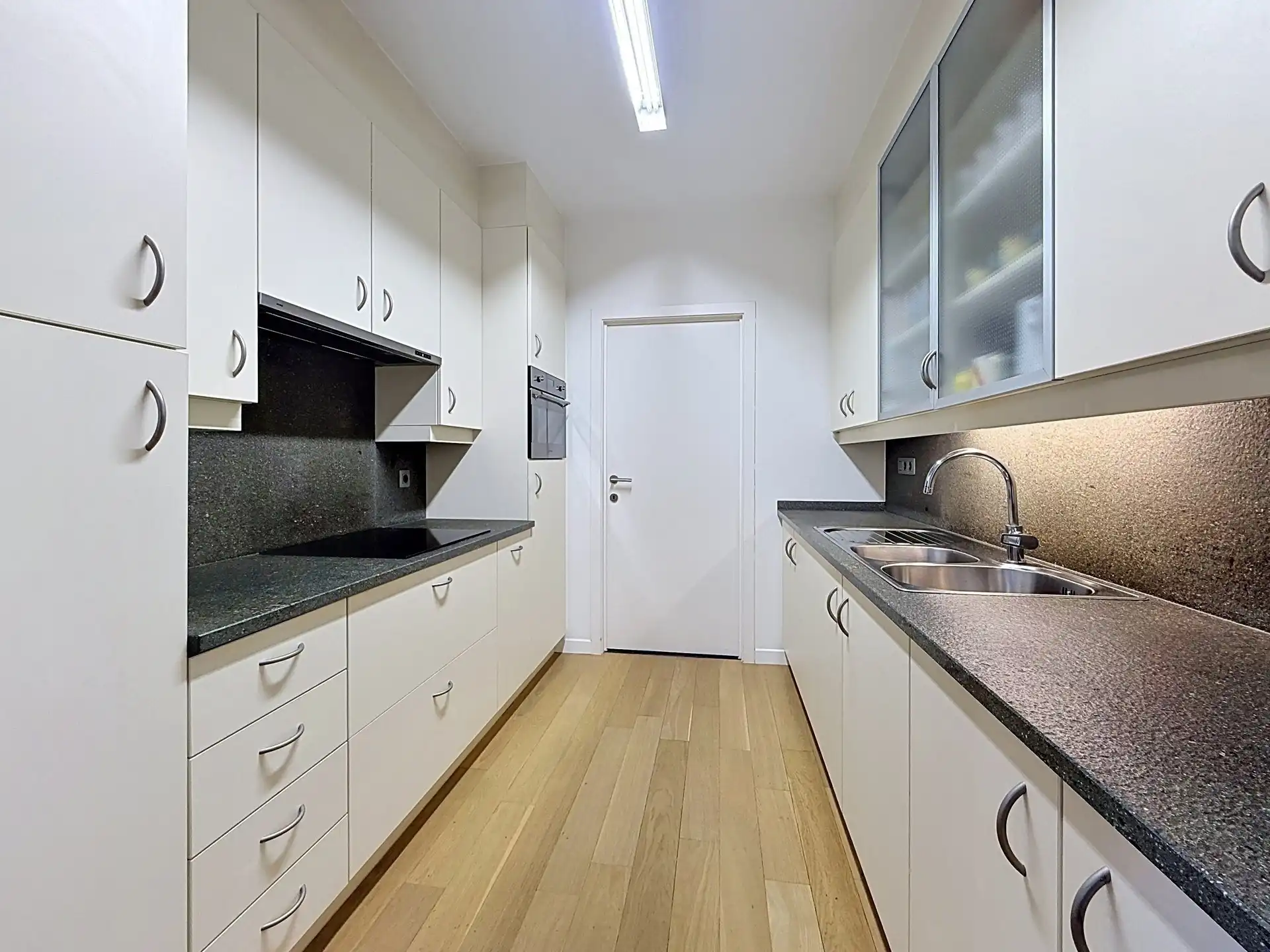 Energiezuinig 3 slk-appartement met 2 terrassen op toplocatie ! foto 9