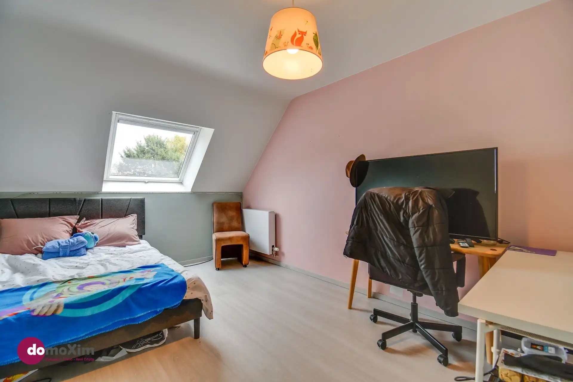 Stijlvolle en energiezuinige woning met 4 slaapkamers in een rustige woonwijk foto 13
