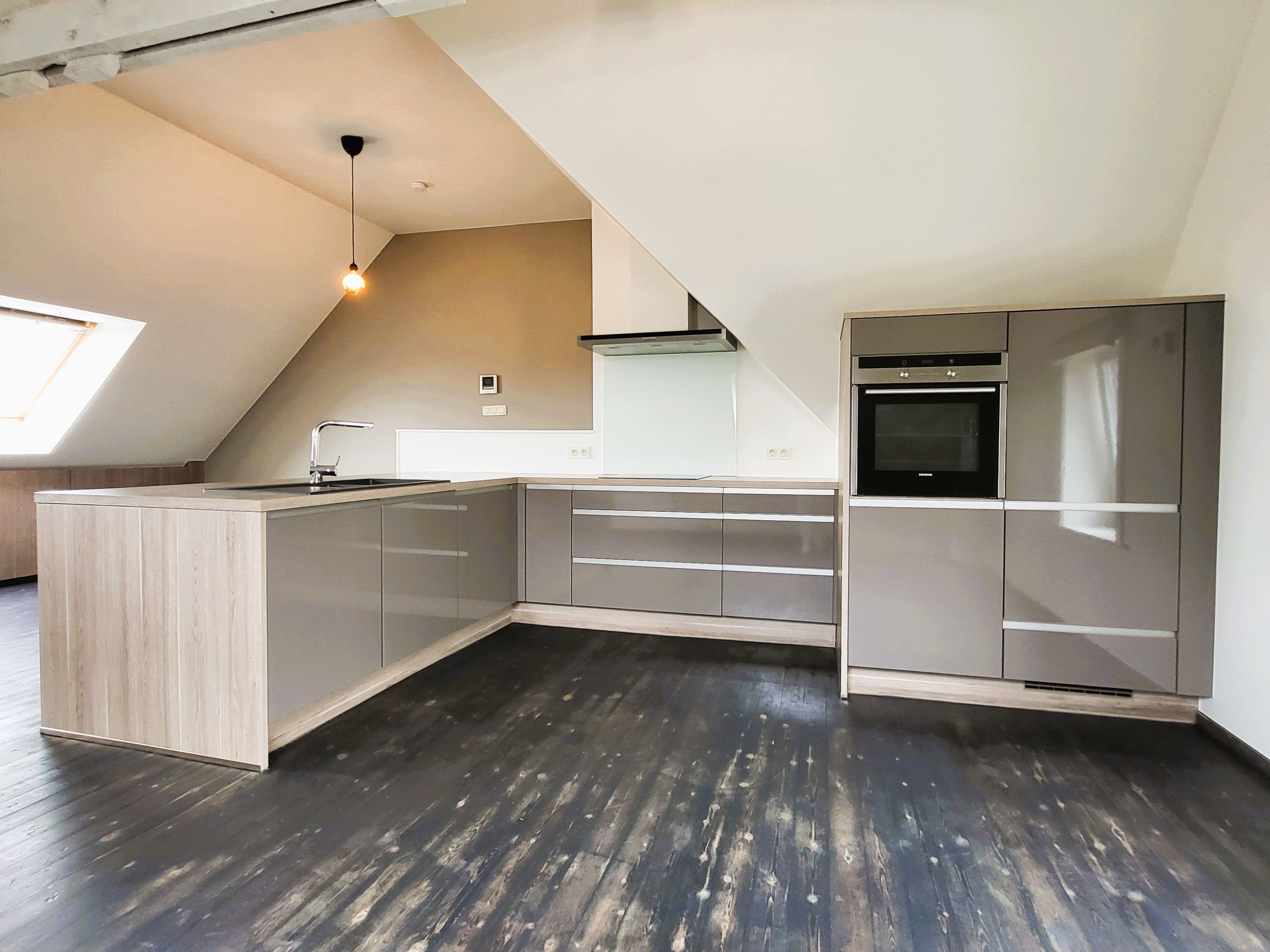 Lichtrijke penthouse van 143m² met landelijk uitzicht, gelegen op de 1ste en 2de verdieping. foto 22