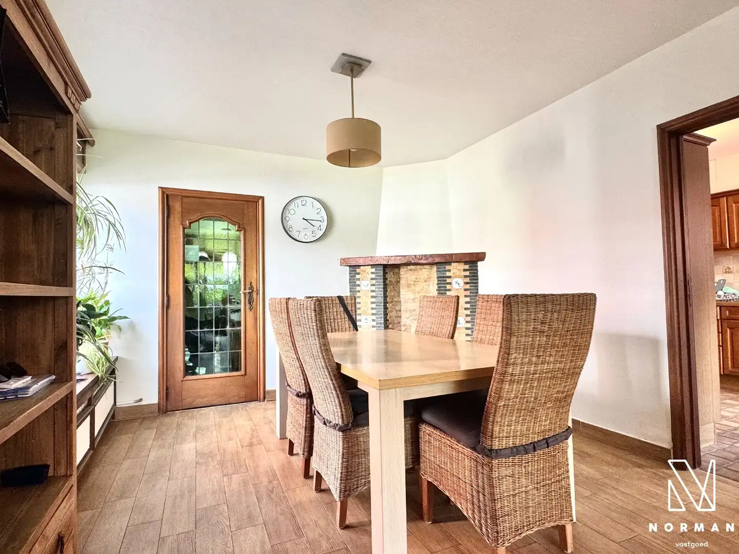 Charmante rijwoning op een boogscheut van het centrum Kuurne te huur foto 4