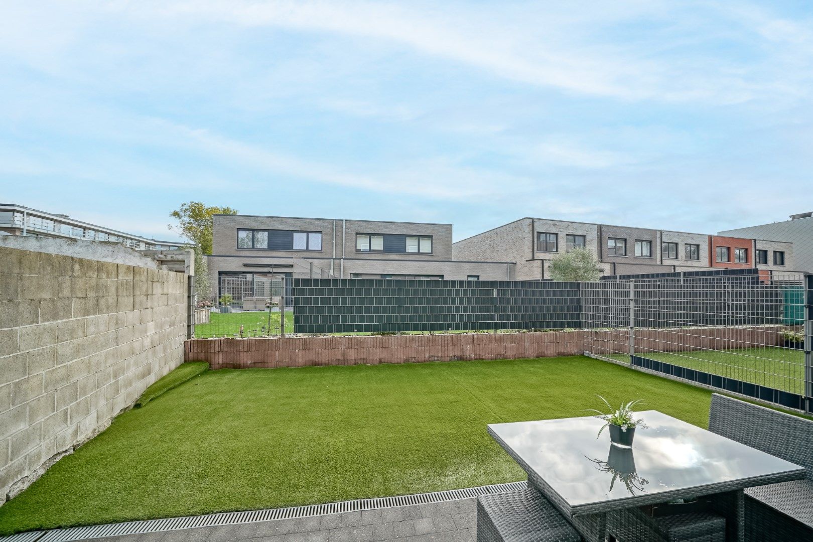 Recent gelijkvloers 2-slaapkamer appartement vlakbij de Spuikom te Bredene foto 14