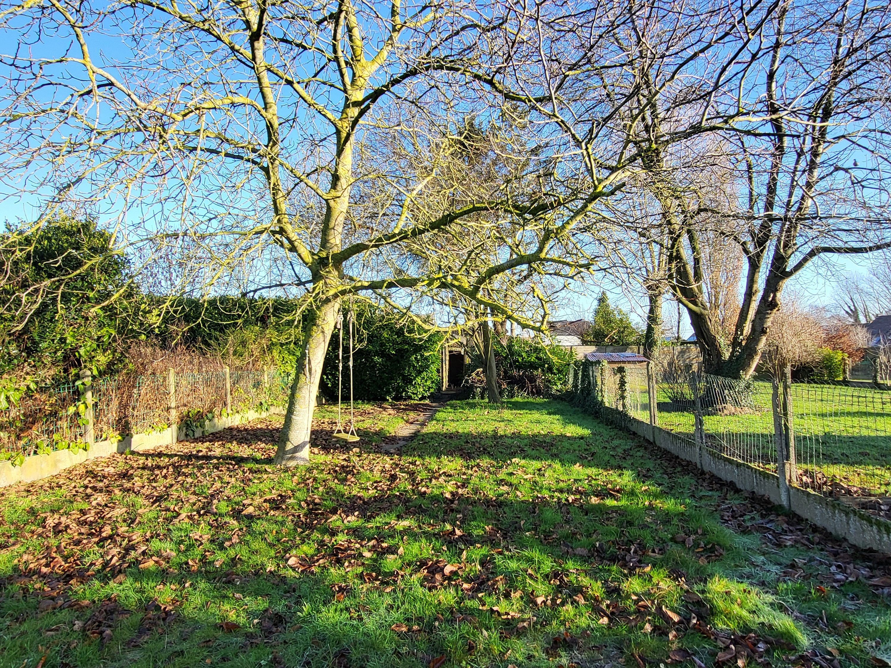 Deze landelijk gelegen woning met open uitzicht combineert ruimte, rust en wooncomfort op een perceel van 611 m².  foto 31