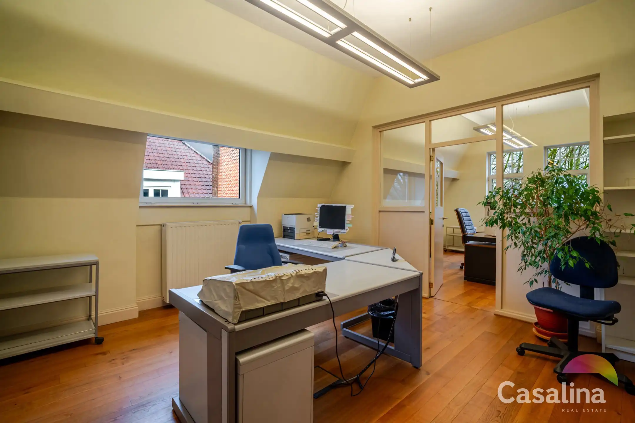 Kantoorgebouw met appartement & parkeerplaatsen  ±535m² foto 16