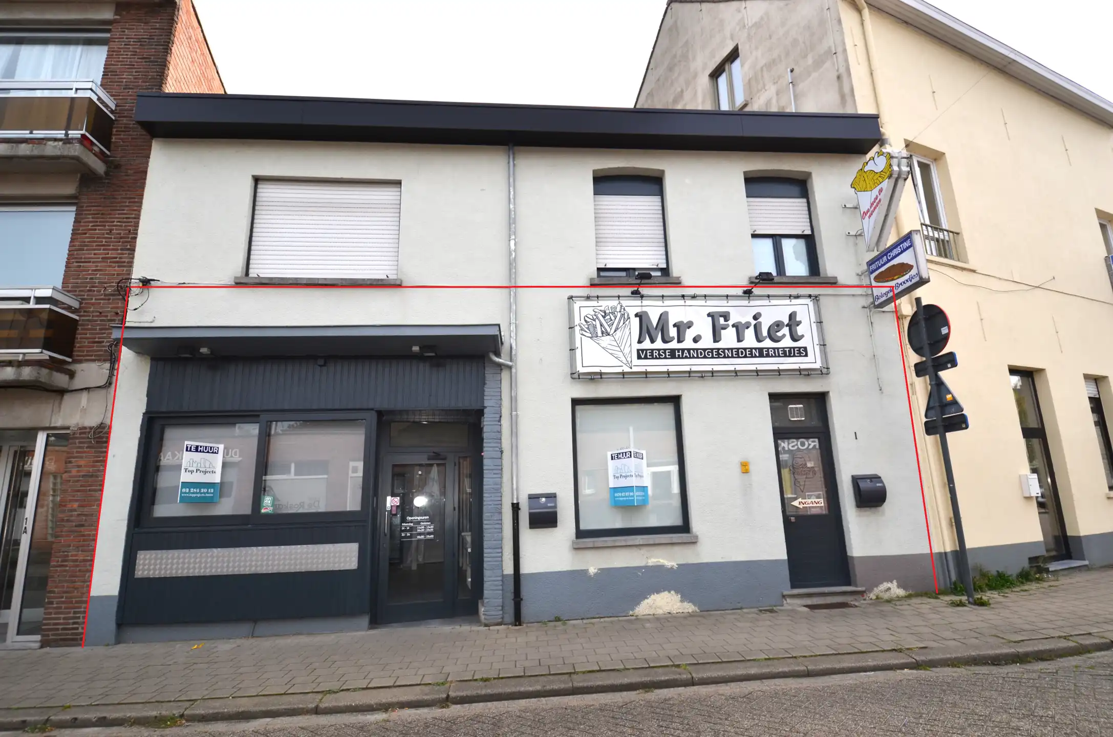 Handelspand met bijhorend appartement foto {{pictureIndex}}