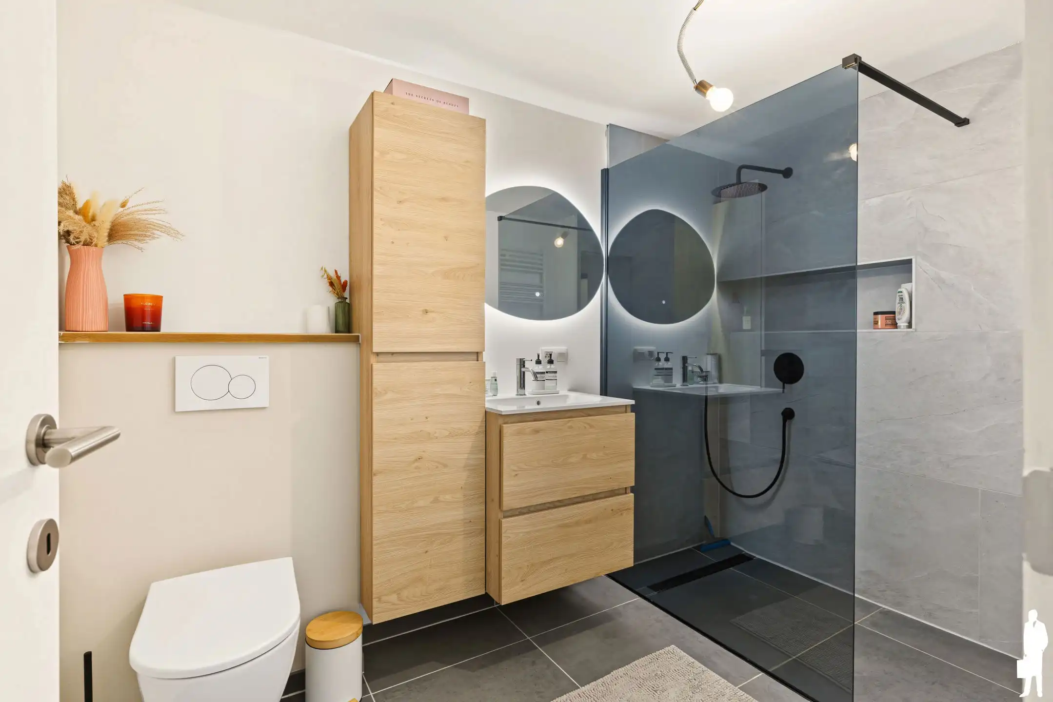 Instapklare woning met zonnige tuin in Hamme foto 11