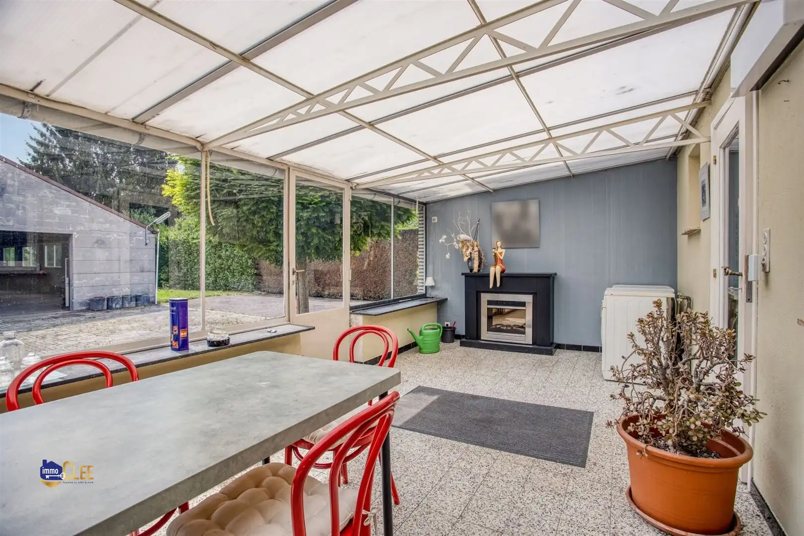 Woning met industriehal op topligging in Maasmechelen foto 18