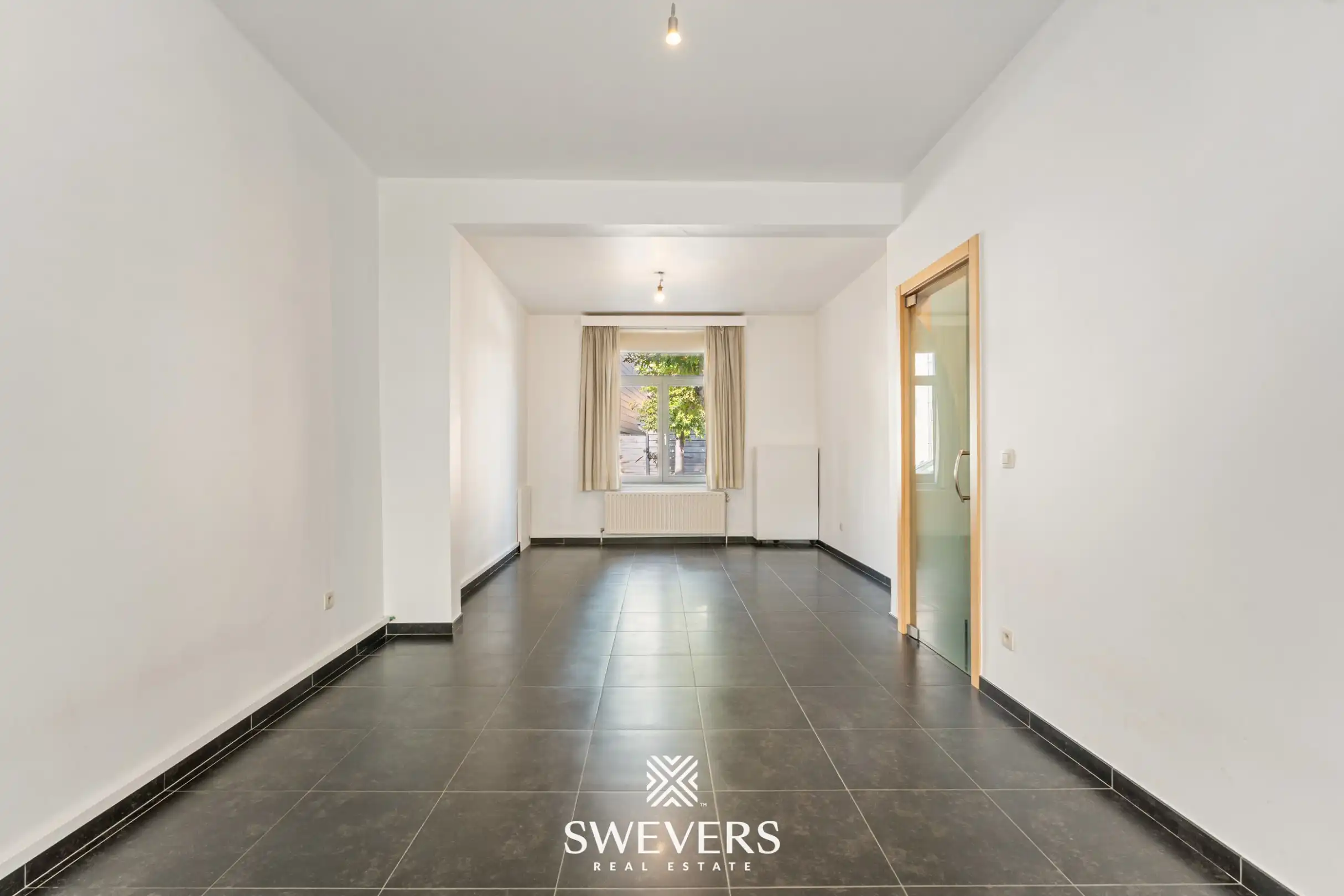Instapklare rijwoning met tuin in Runkst foto 4