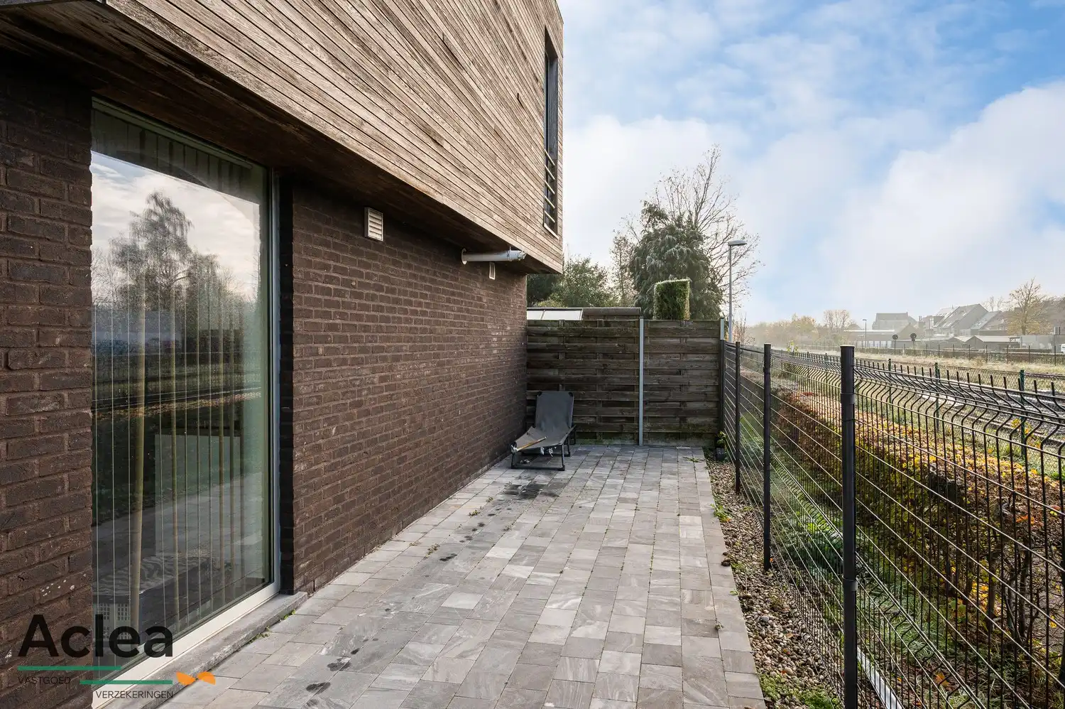 Woning met 3 slaapkamers, garage en 2 ruime terrassen in rustige woonomgeving foto 11