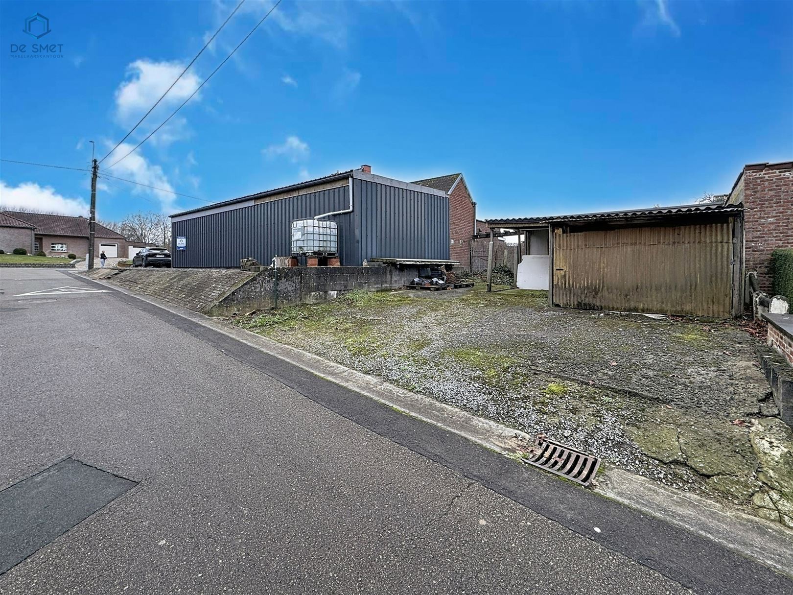 MAGAZIJN/BOUWGROND TE KOOP IN LIERDE foto 6