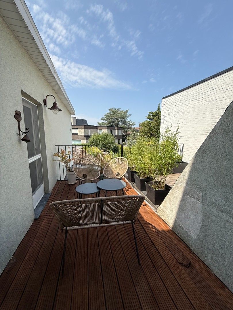 Prachtig appartement met 3 slaapkamers, terras en autostaanplaats op wandelafstand van het centrum van Hasselt. foto 14