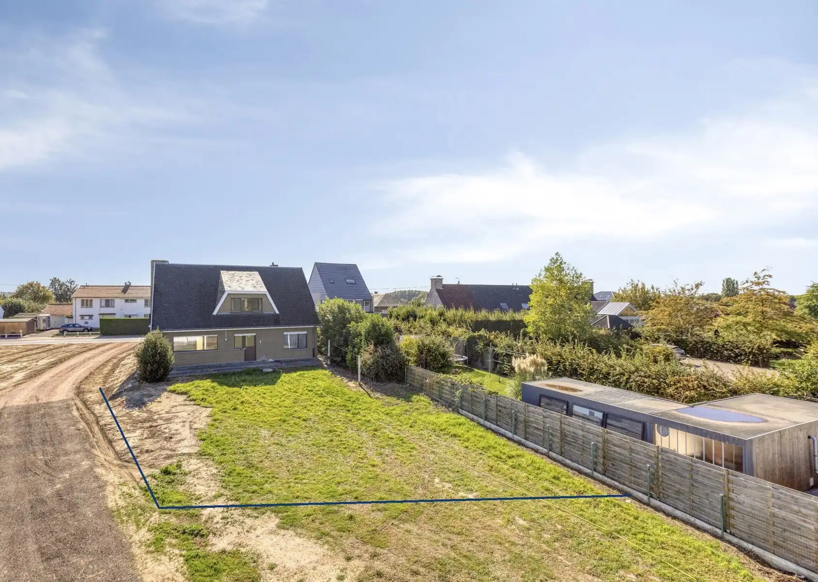 Te renoveren woning met 5 slaapkamers foto 23
