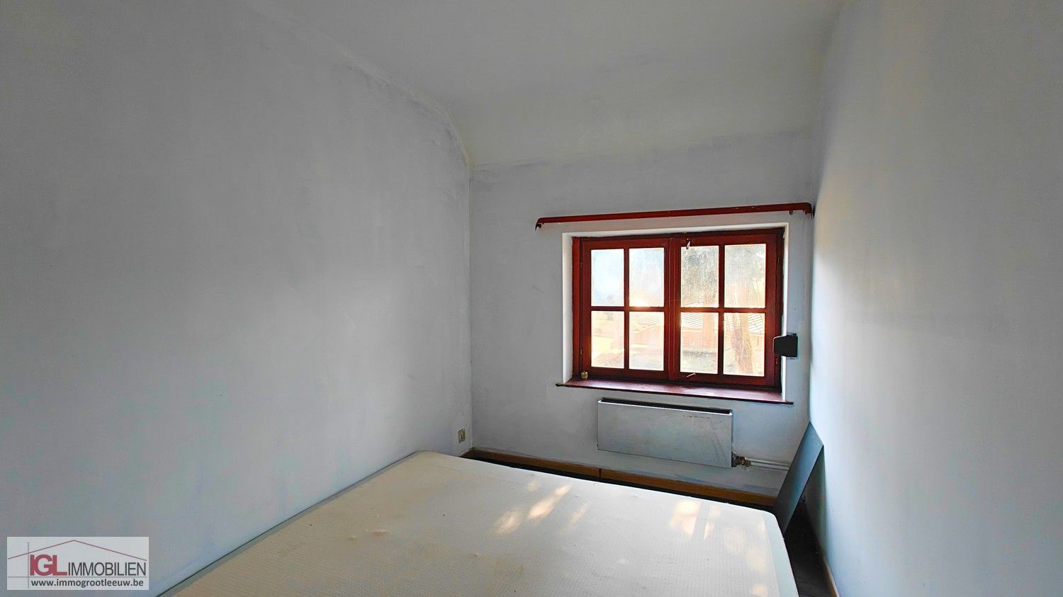 Gezinswoning met garage op toplocatie in Halle foto 6