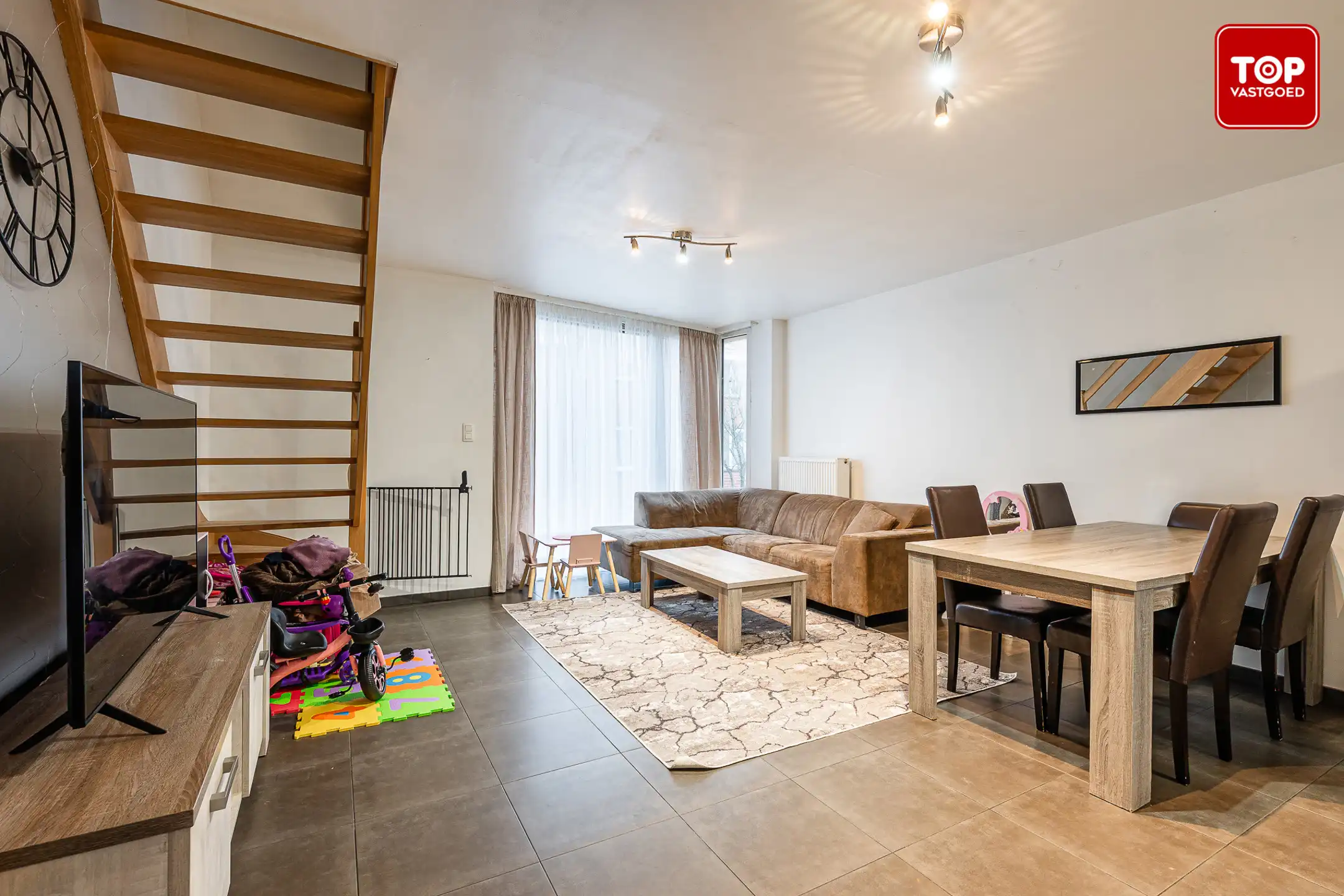 Instapklaar appartement (EPC B) met 2 slaapkamers en privatieve autostaanplaats.  foto 7