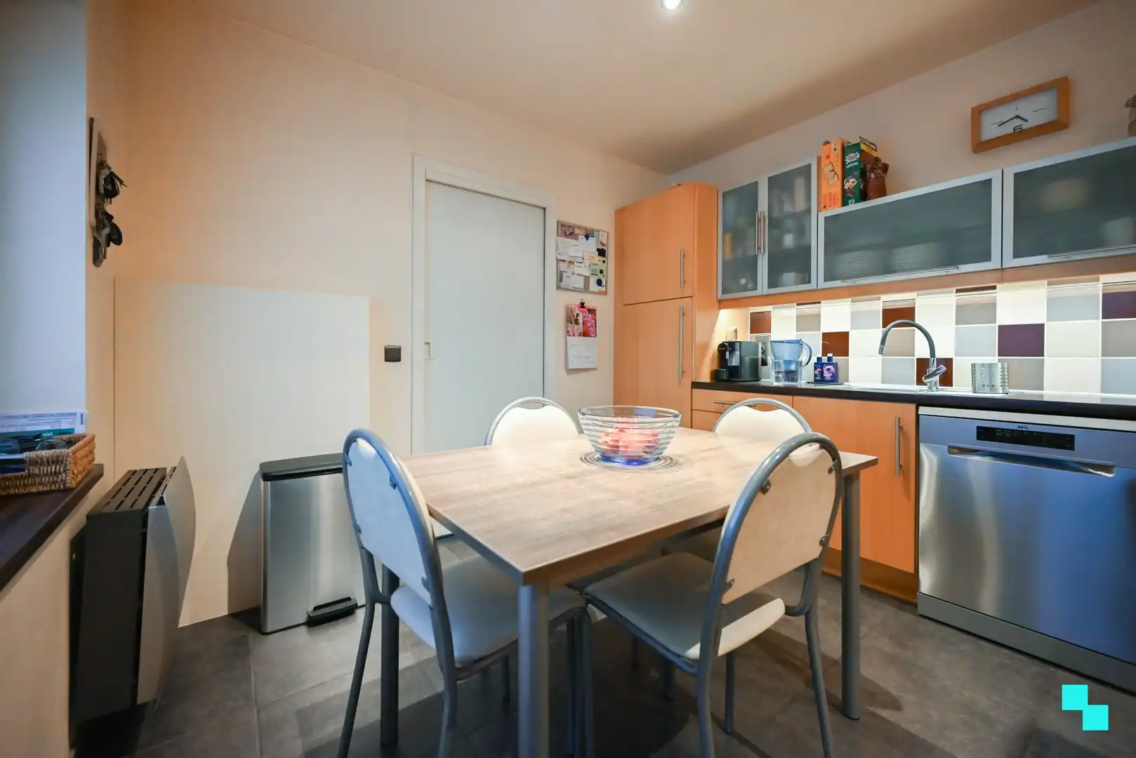 Instapklare ééngezinswoning met vier slaapkamers te Izegem foto 5