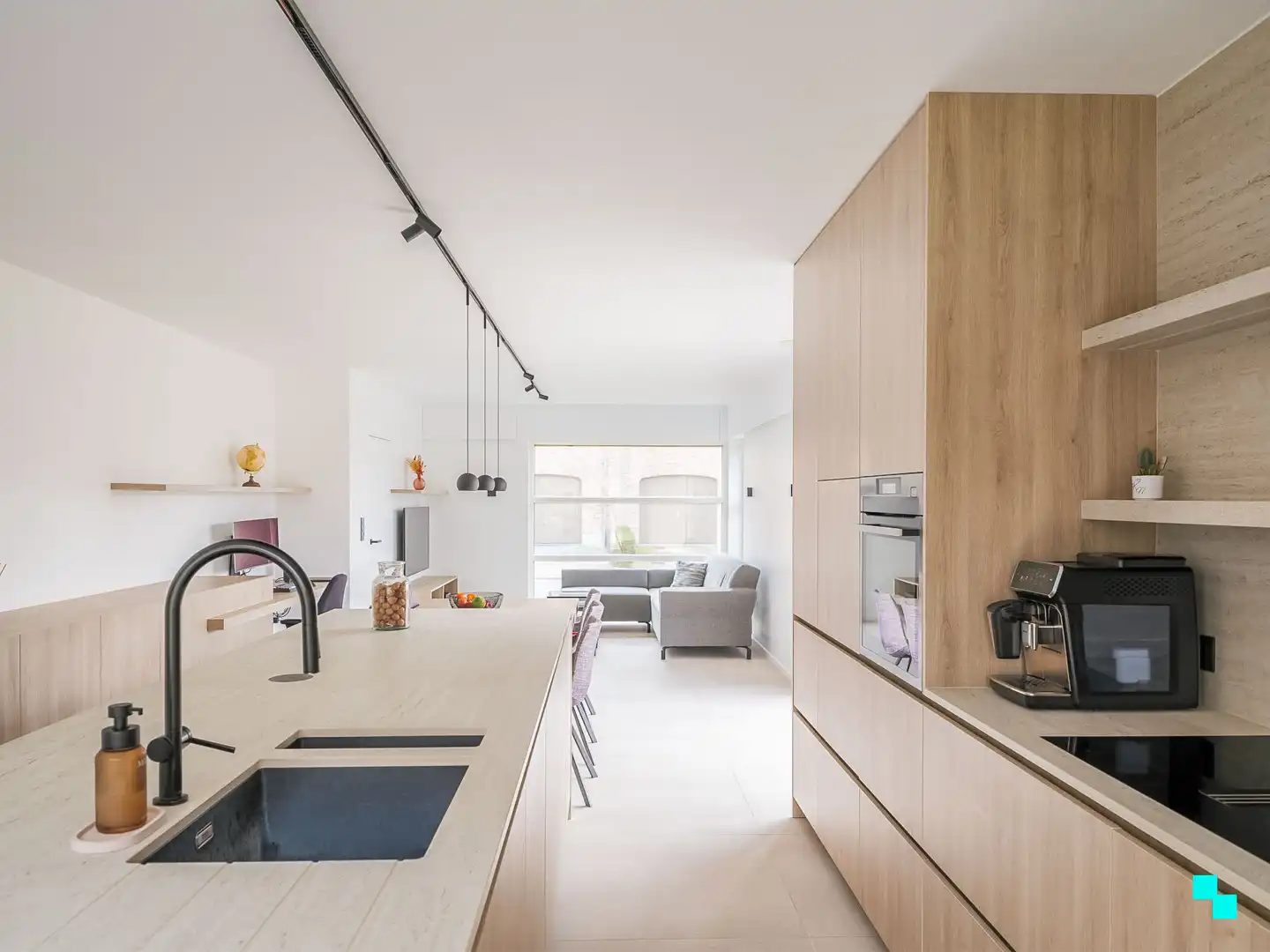 Instapklare halfopen bebouwing in het hart van Merelbeke foto 9