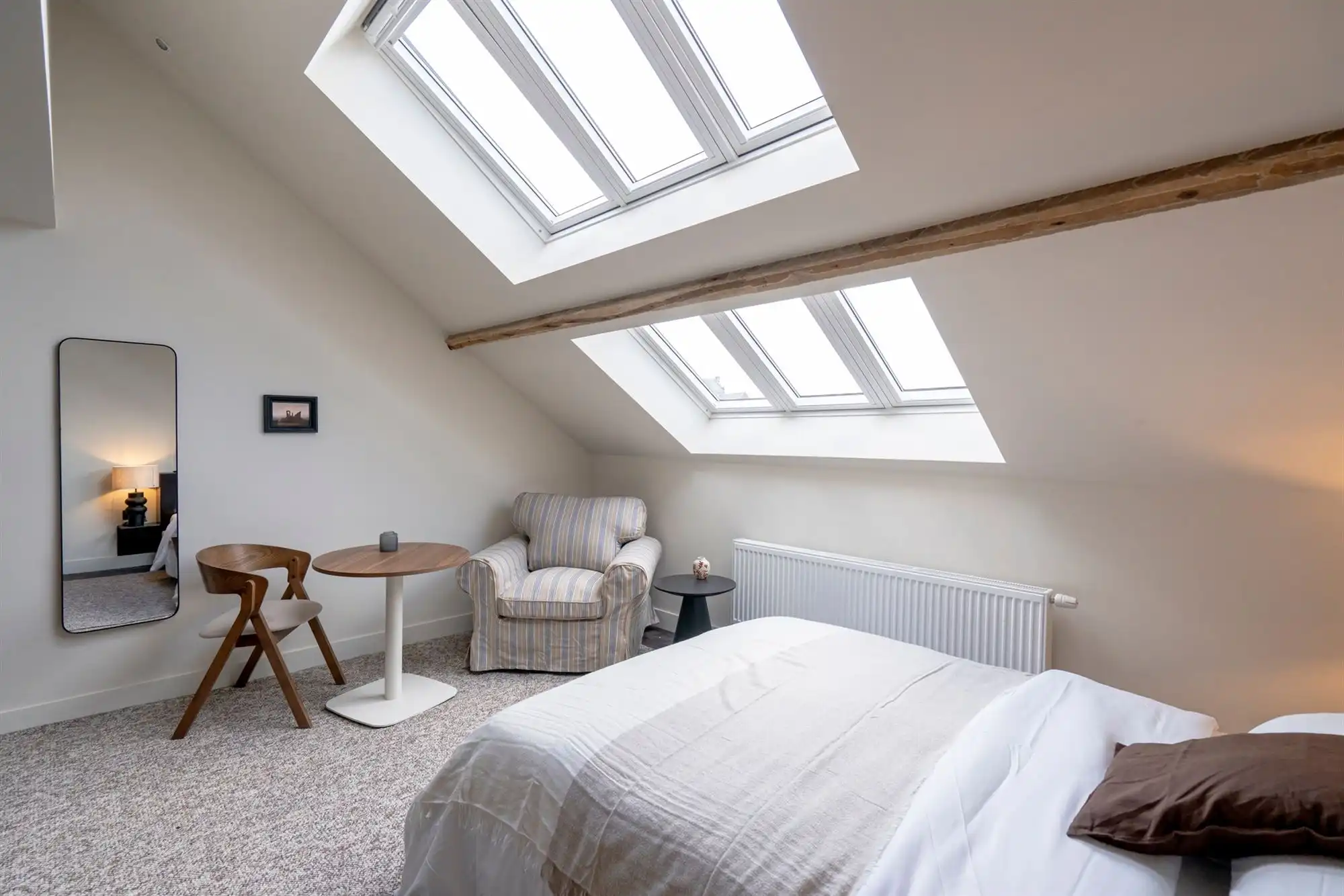 Stijlvolle all-in gemeubelde studio in hartje Antwerpen foto 2