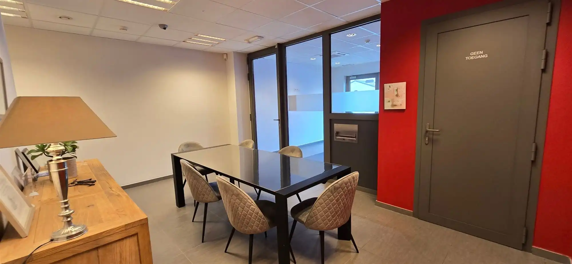 Kantoren foto 4