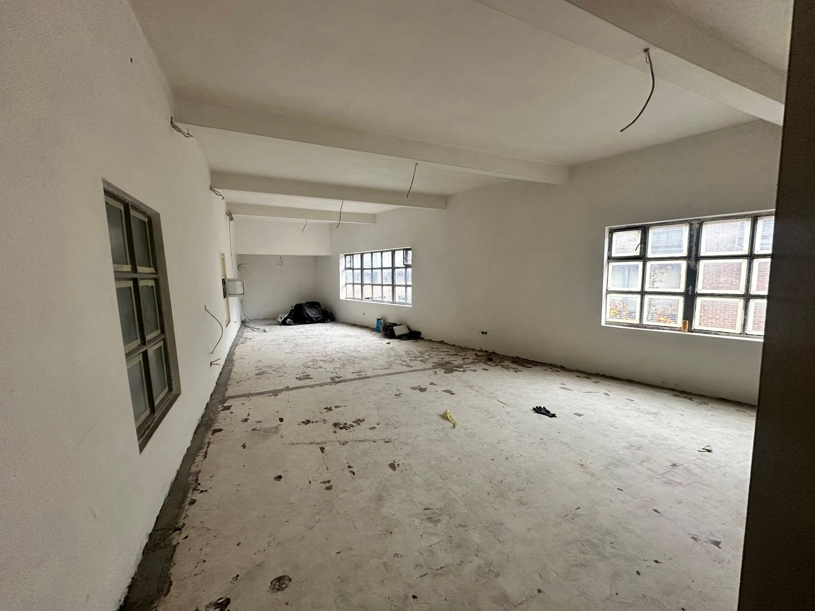 Magazijn/atelier met mezzanine – Antwerpen-Noord foto 3