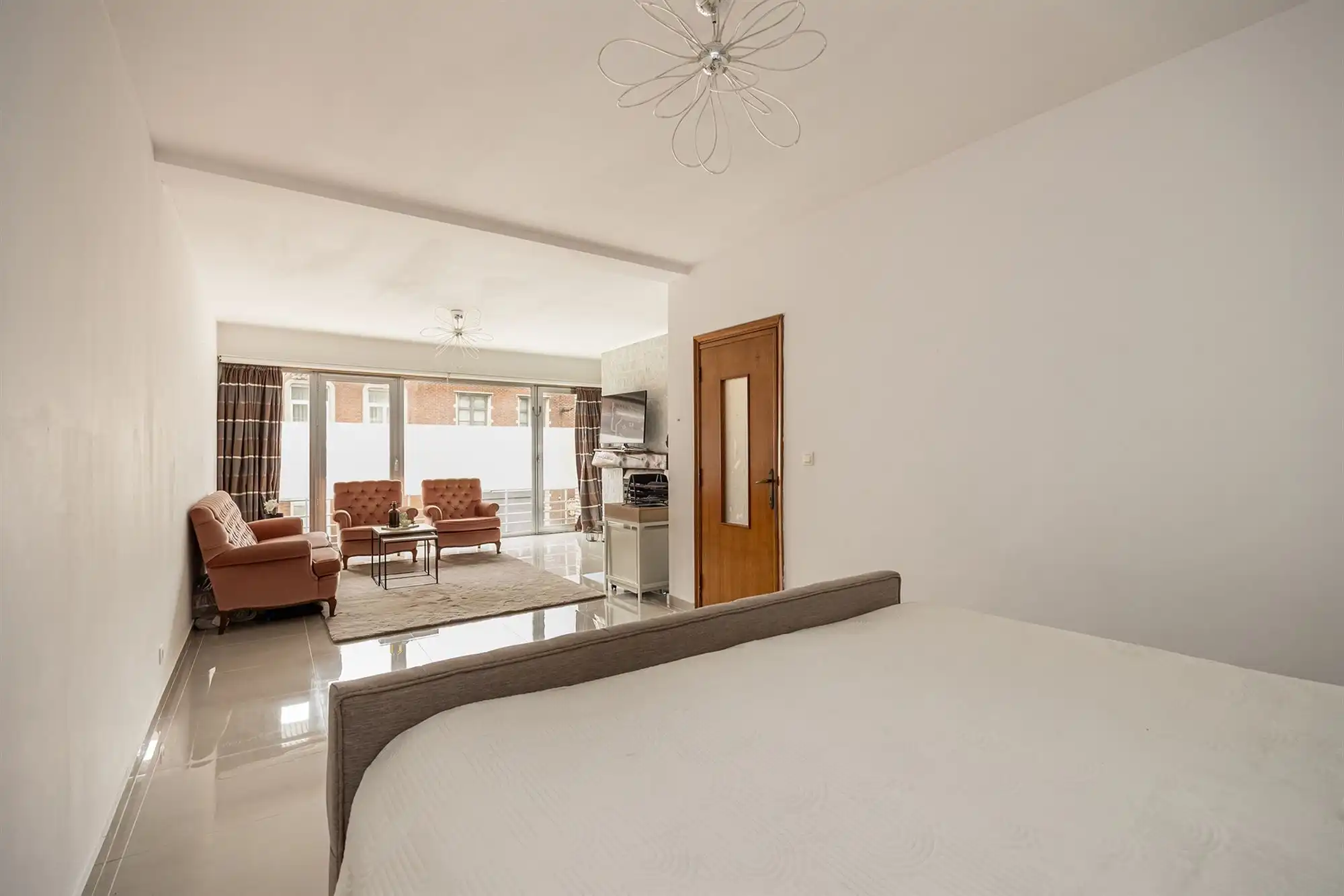 Ruime woning met 4 à 5 slpk., tuin en terras  foto 10