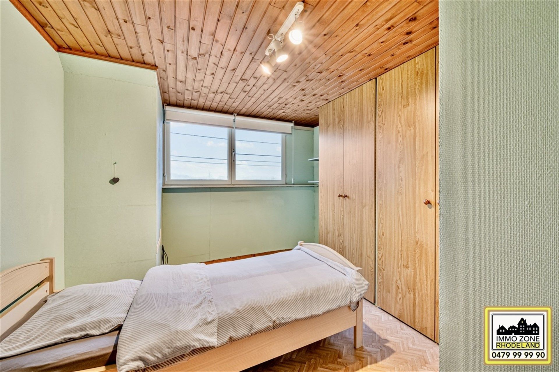 Charmante starterswoning met 3 slpks, garage en diepe tuin foto 13
